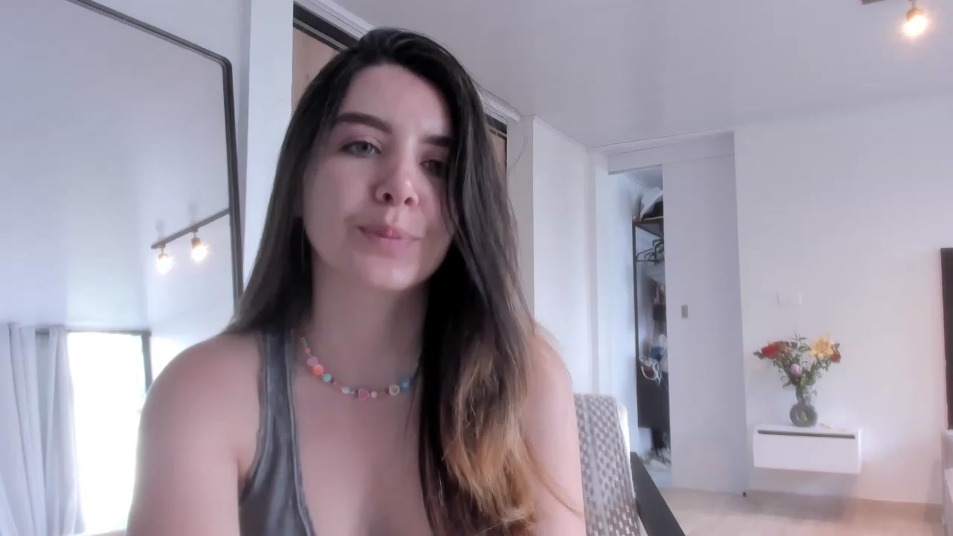 Gallery image thumbnail from LauraVega's myfreecams stream on, 03/31/2023, 15:46 image 3 of 20