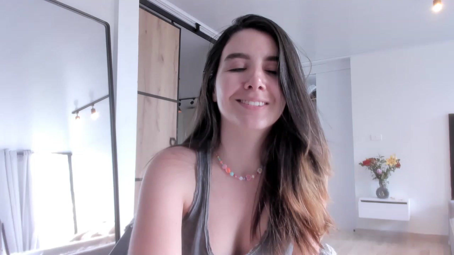 Gallery image thumbnail from LauraVega's myfreecams stream on, 03/31/2023, 15:46 image 15 of 20