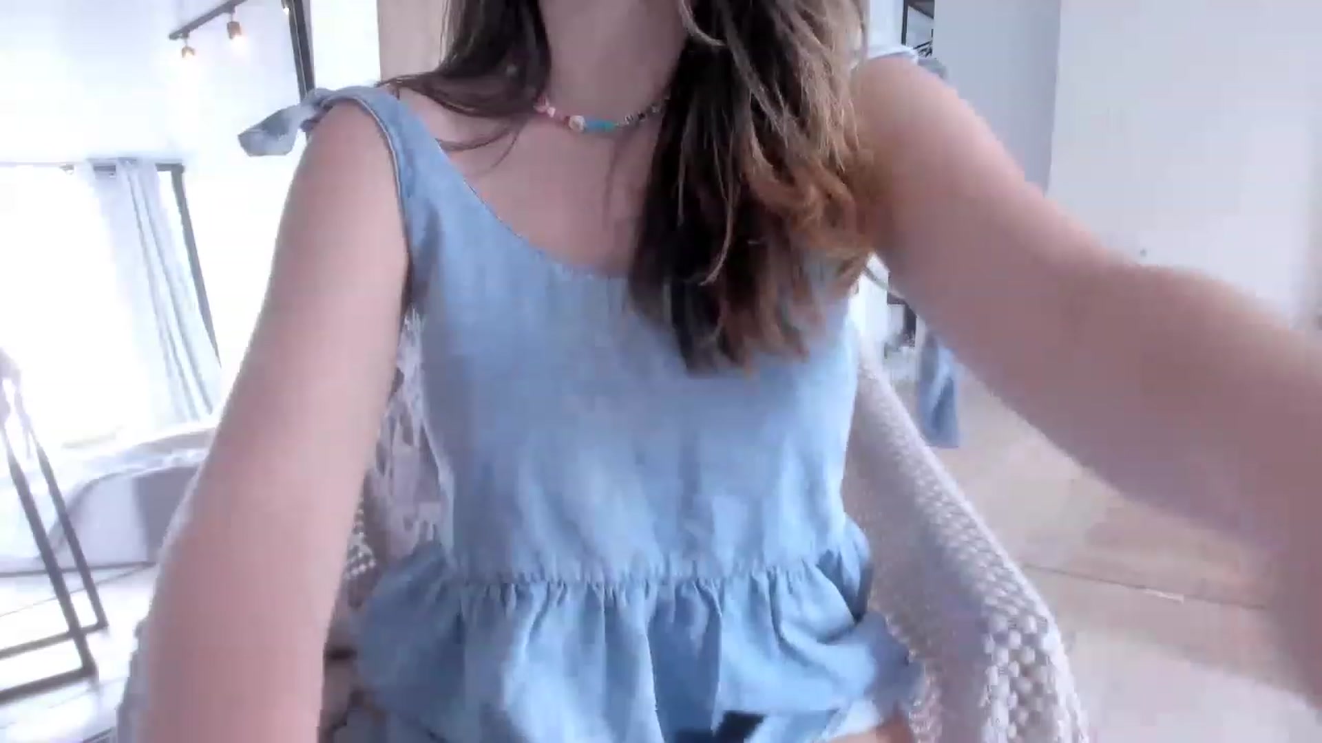 Gallery image thumbnail from LauraVega's myfreecams stream on, 04/01/2023, 14:58 image 7 of 20