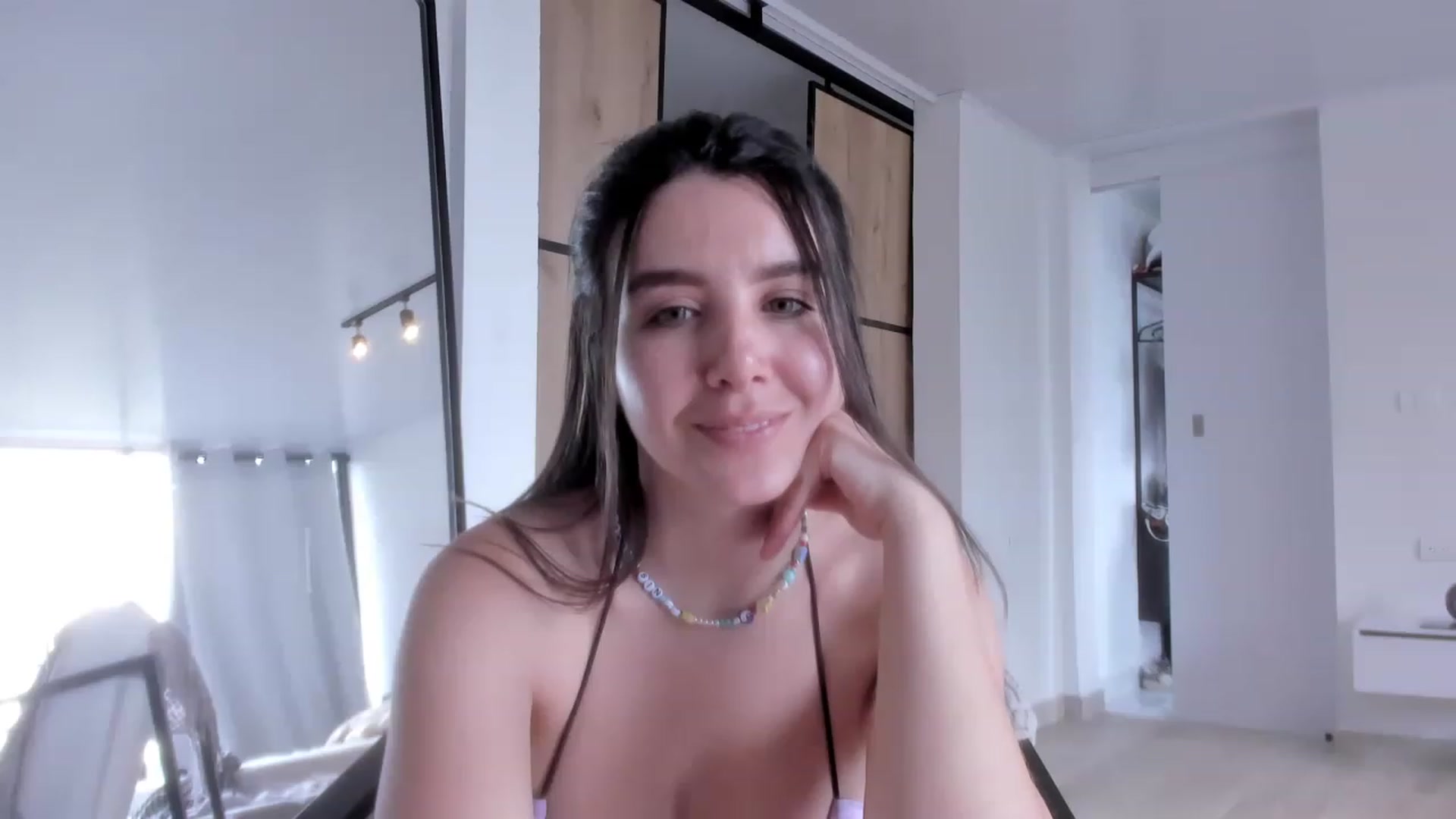 Gallery image thumbnail from LauraVega's myfreecams stream on, 04/02/2023, 16:45 image 13 of 20