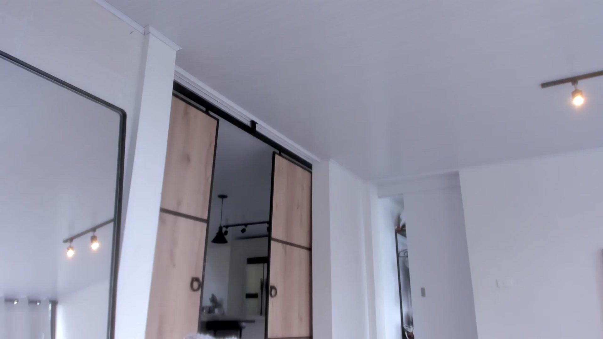Gallery image thumbnail from LauraVega's myfreecams stream on, 04/02/2023, 16:45 image 4 of 20
