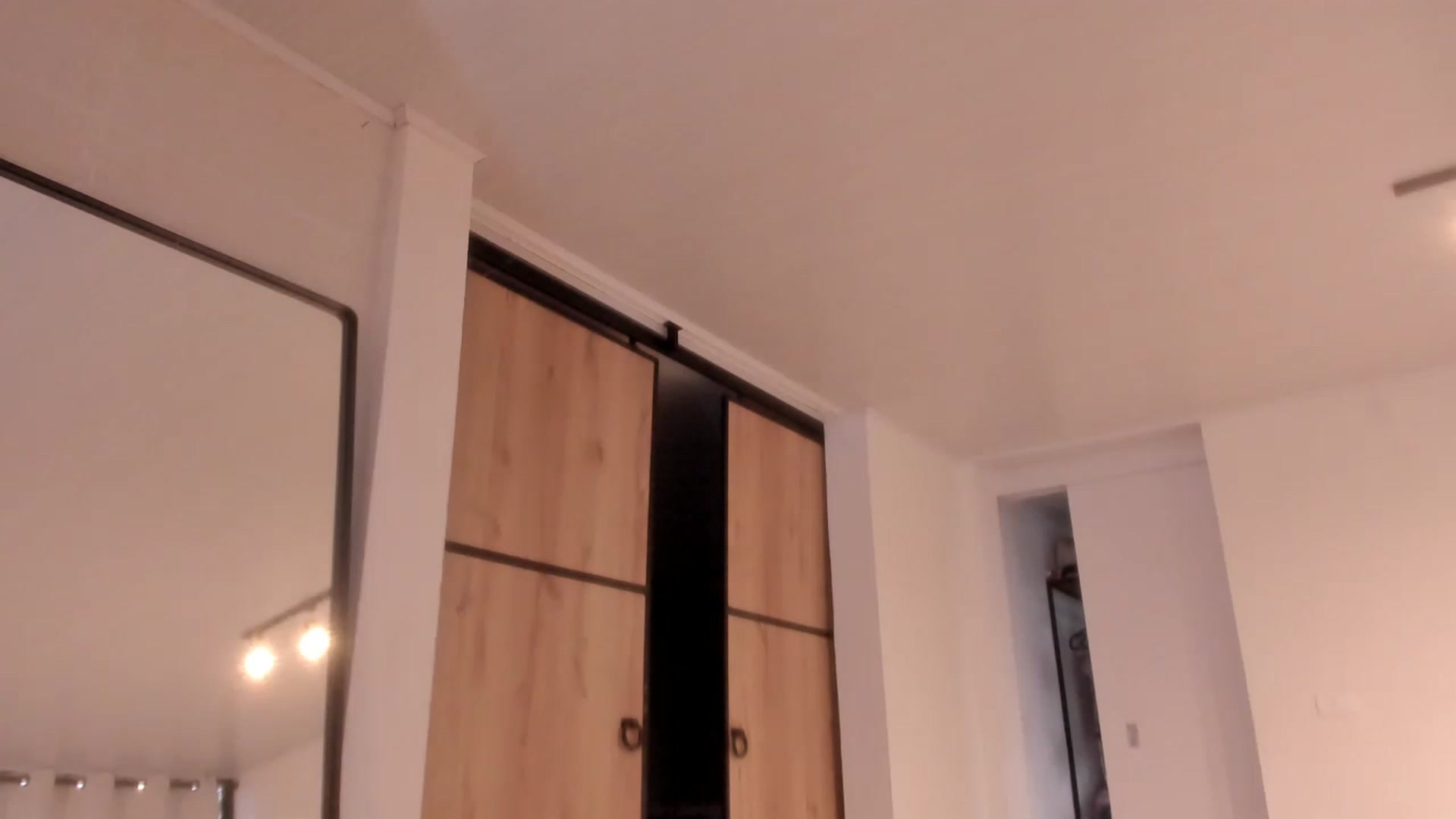 Gallery image thumbnail from LauraVega's myfreecams stream on, 04/12/2023, 23:20 image 13 of 20