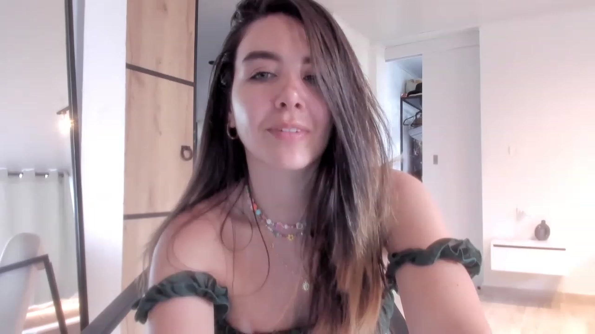 Gallery image thumbnail from LauraVega's myfreecams stream on, 04/15/2023, 22:37 image 16 of 20