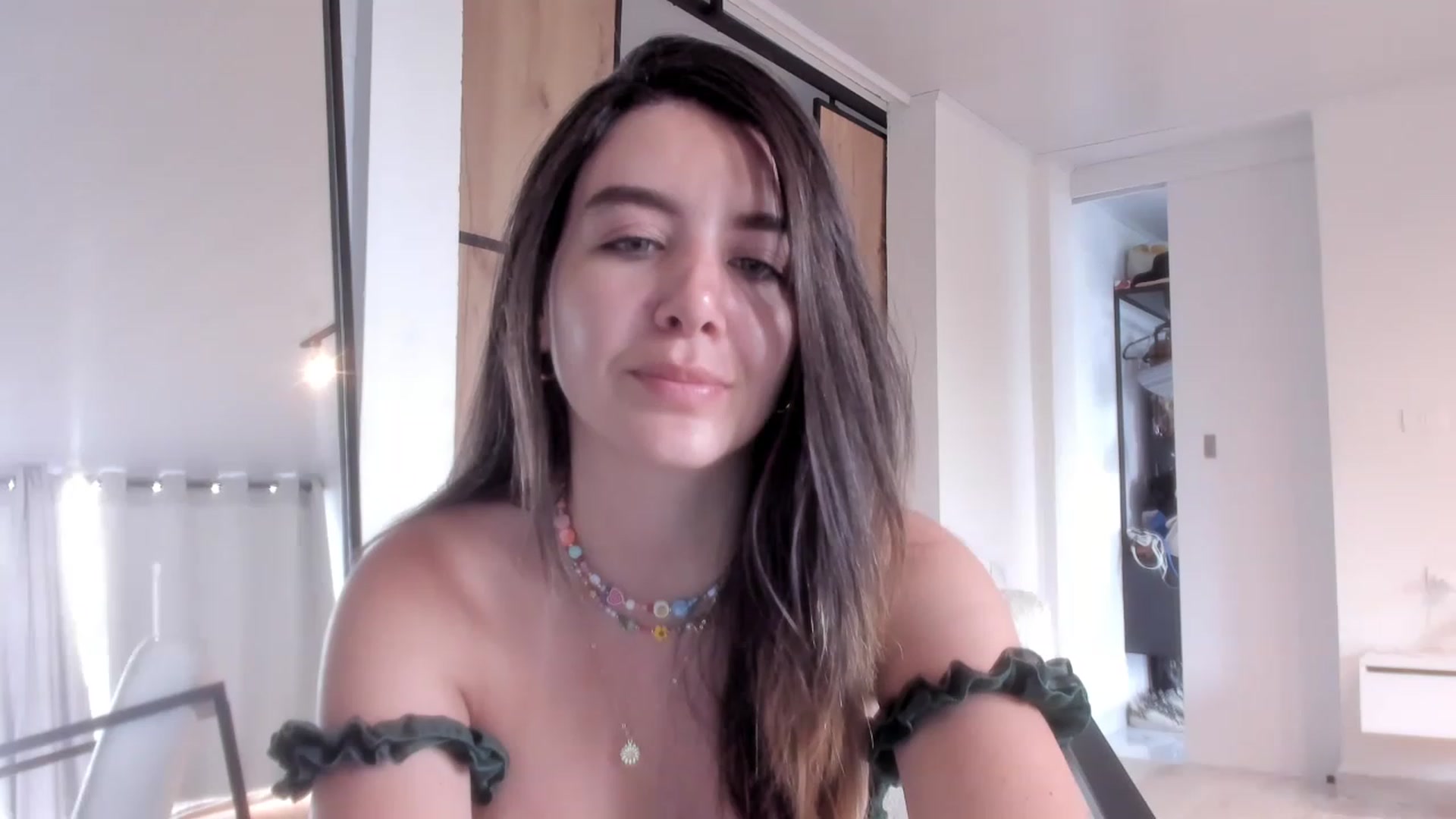 Gallery image thumbnail from LauraVega's myfreecams stream on, 04/15/2023, 22:37 image 4 of 20
