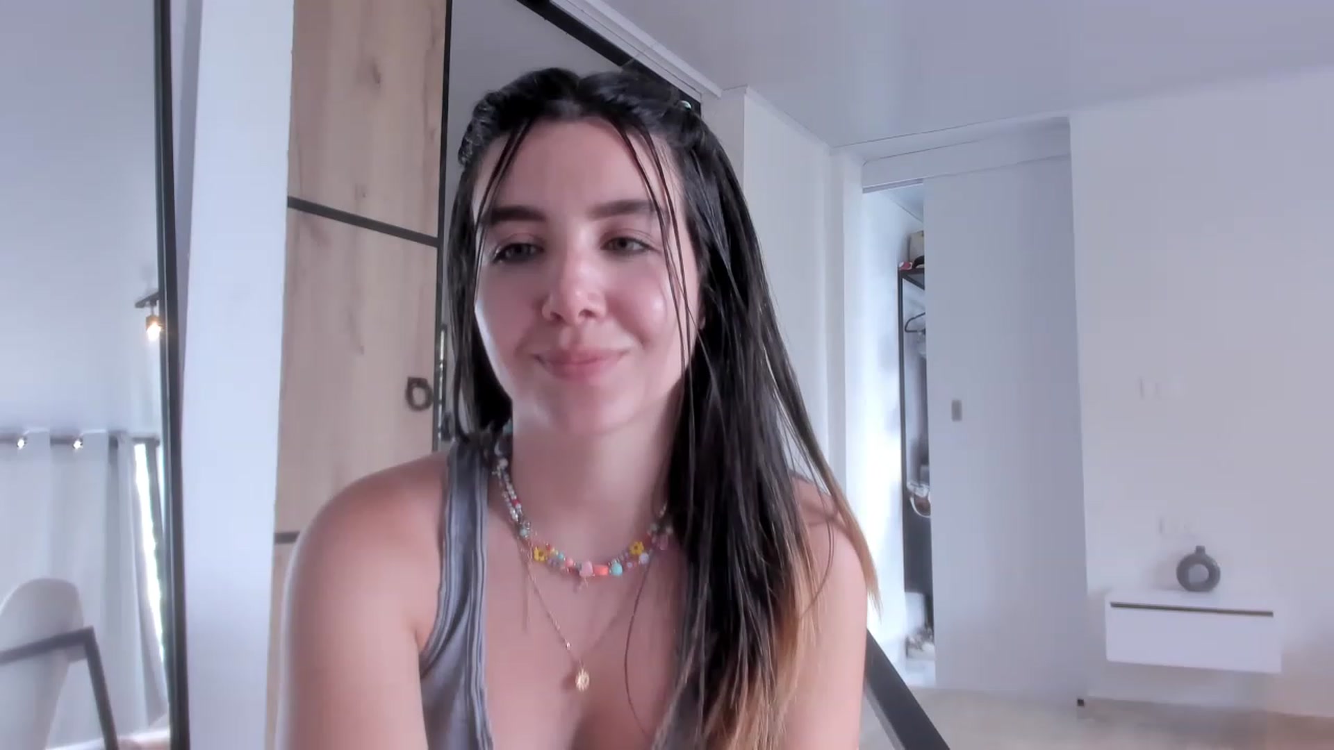 Gallery image thumbnail from LauraVega's myfreecams stream on, 04/17/2023, 16:23 image 8 of 20
