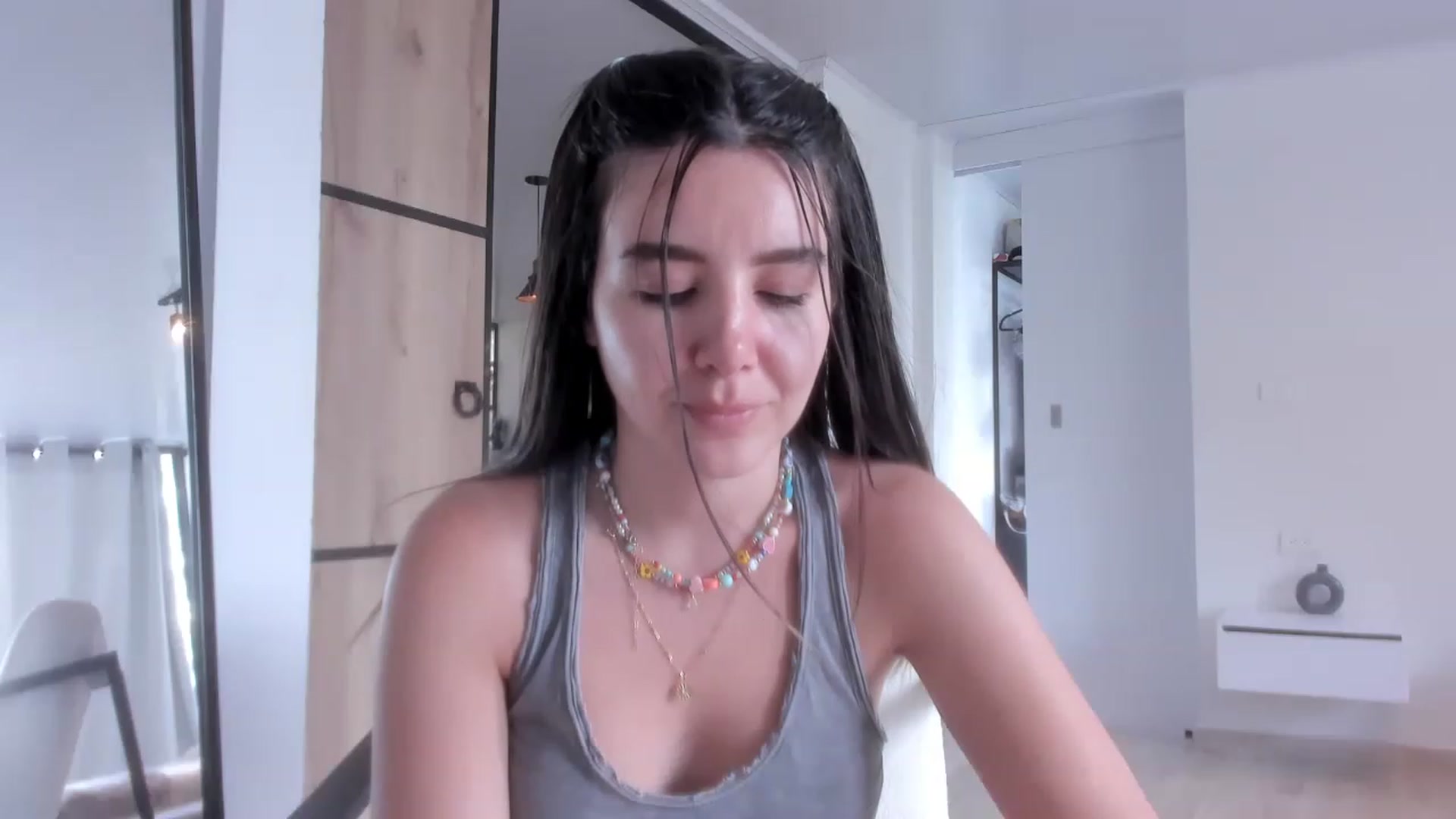 Gallery image thumbnail from LauraVega's myfreecams stream on, 04/17/2023, 16:23 image 5 of 20