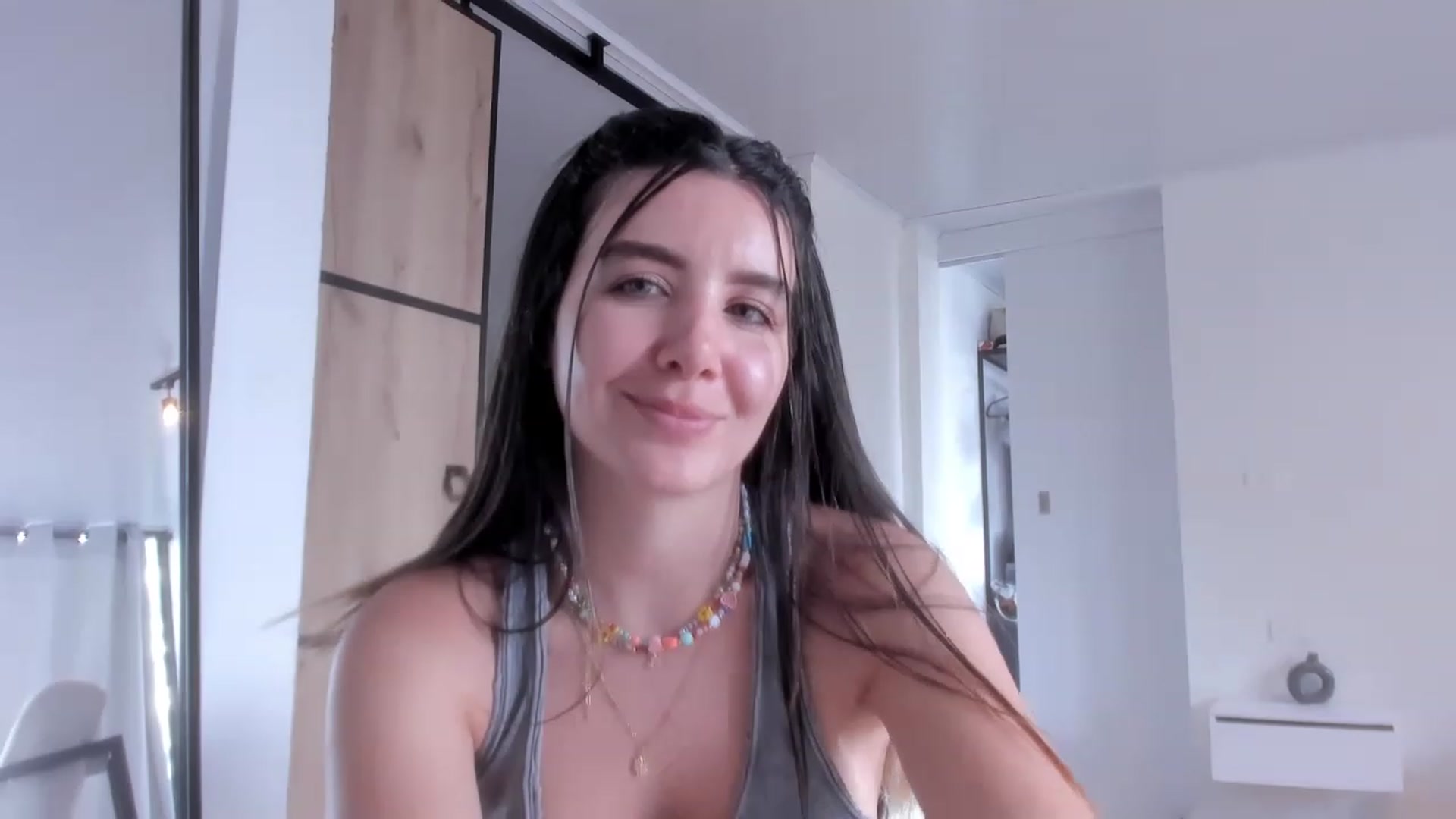 Gallery image thumbnail from LauraVega's myfreecams stream on, 04/17/2023, 16:23 image 17 of 20