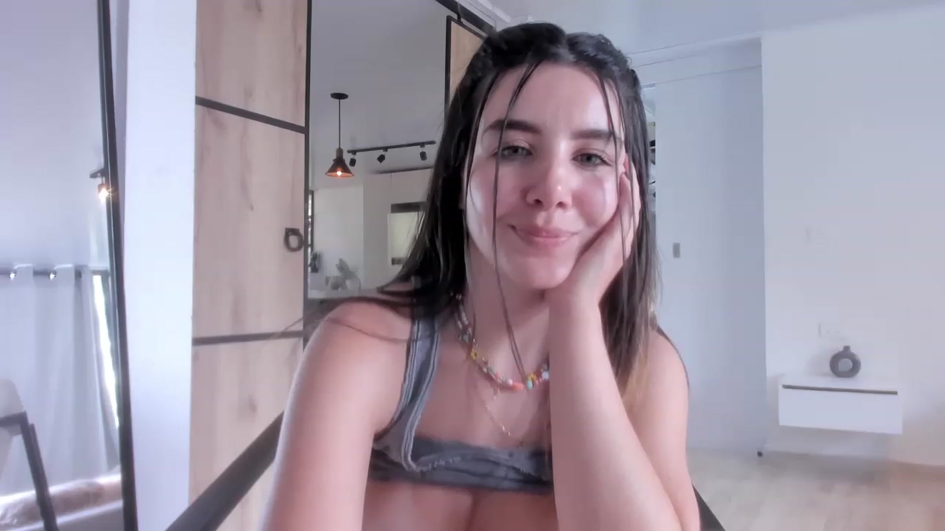 Gallery image thumbnail from LauraVega's myfreecams stream on, 04/17/2023, 17:04 image 7 of 20