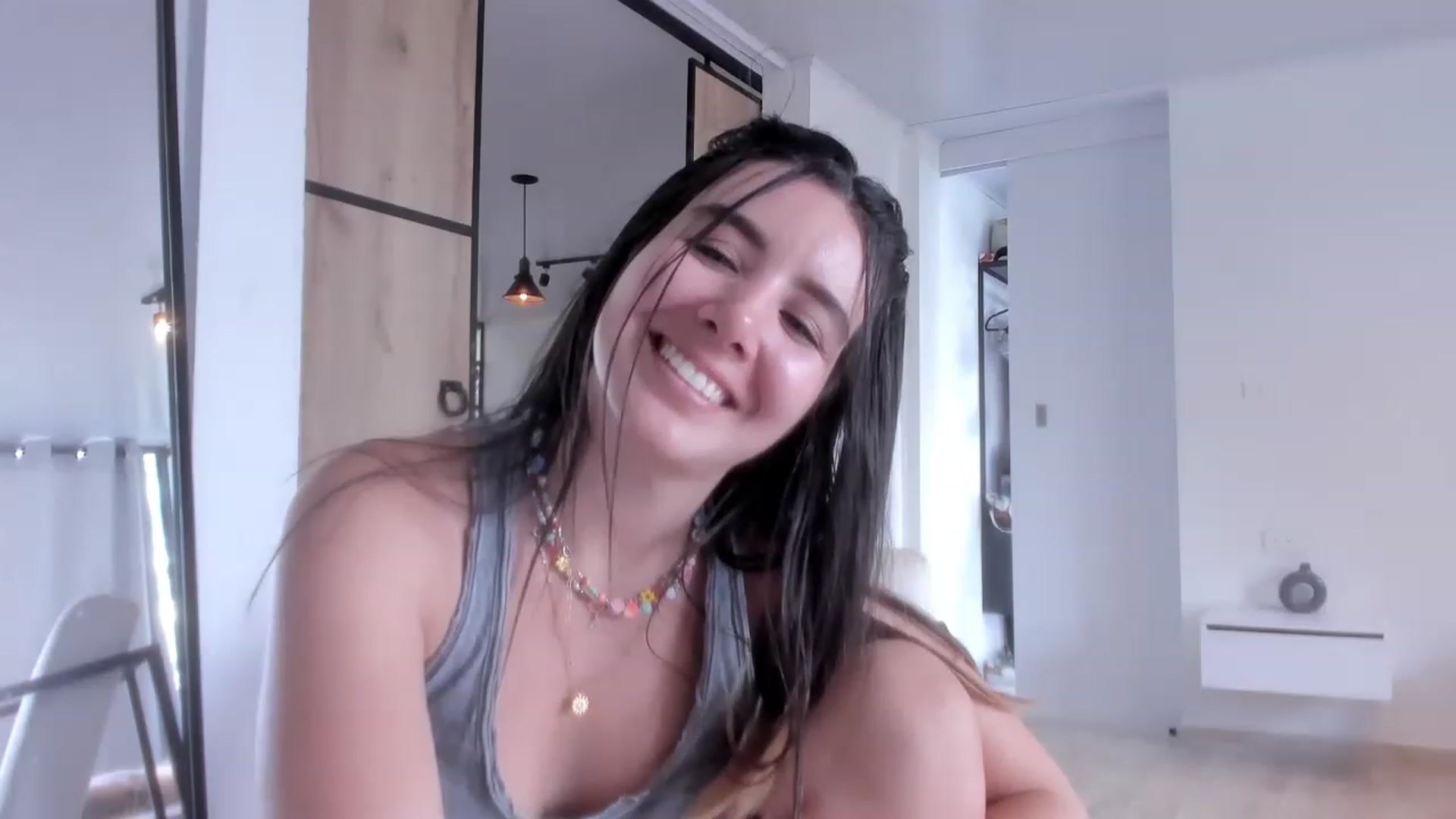 Gallery image thumbnail from LauraVega's myfreecams stream on, 04/17/2023, 17:04 image 14 of 20