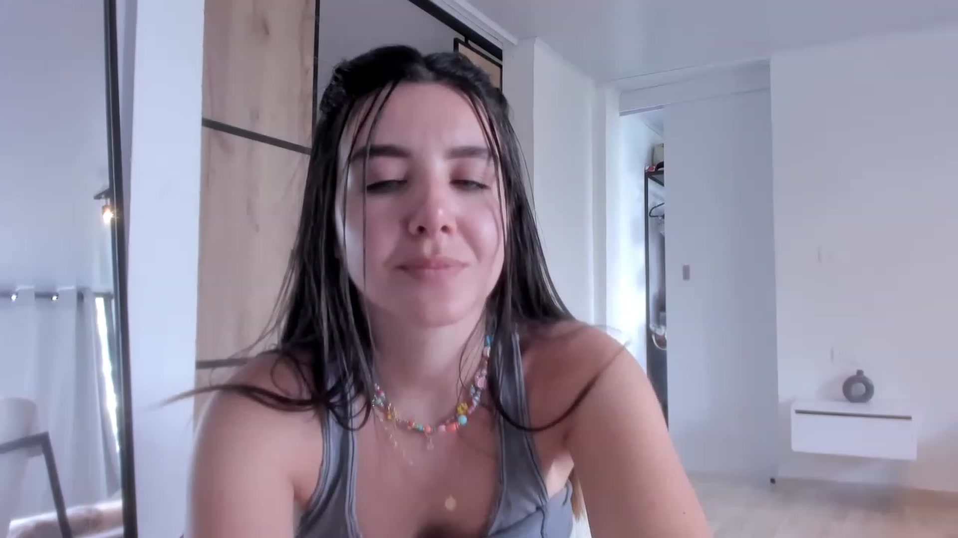 Gallery image thumbnail from LauraVega's myfreecams stream on, 04/17/2023, 17:04 image 18 of 20