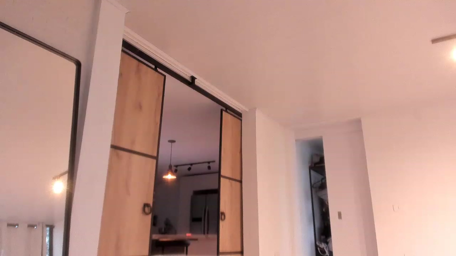 Gallery image thumbnail from LauraVega's myfreecams stream on, 04/17/2023, 22:58 image 4 of 20