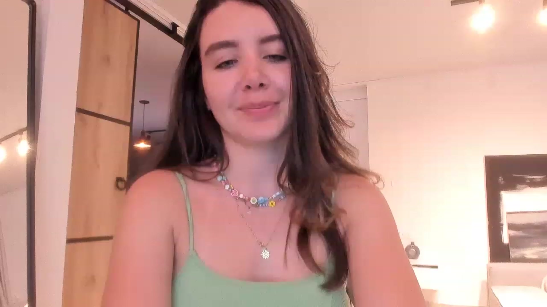 Gallery image thumbnail from LauraVega's myfreecams stream on, 04/19/2023, 02:01 image 18 of 20