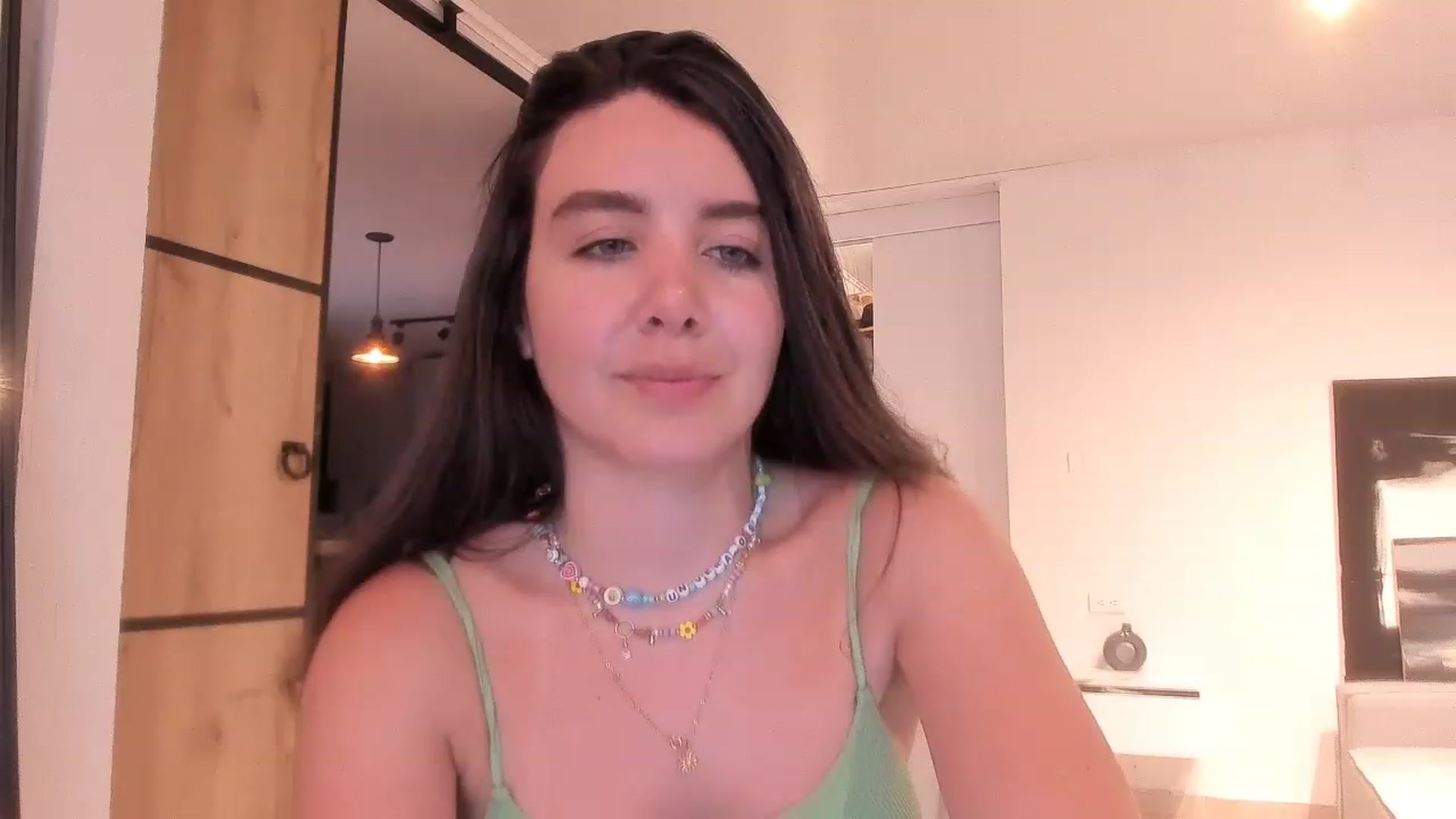 Gallery image thumbnail from LauraVega's myfreecams stream on, 04/19/2023, 02:01 image 1 of 20