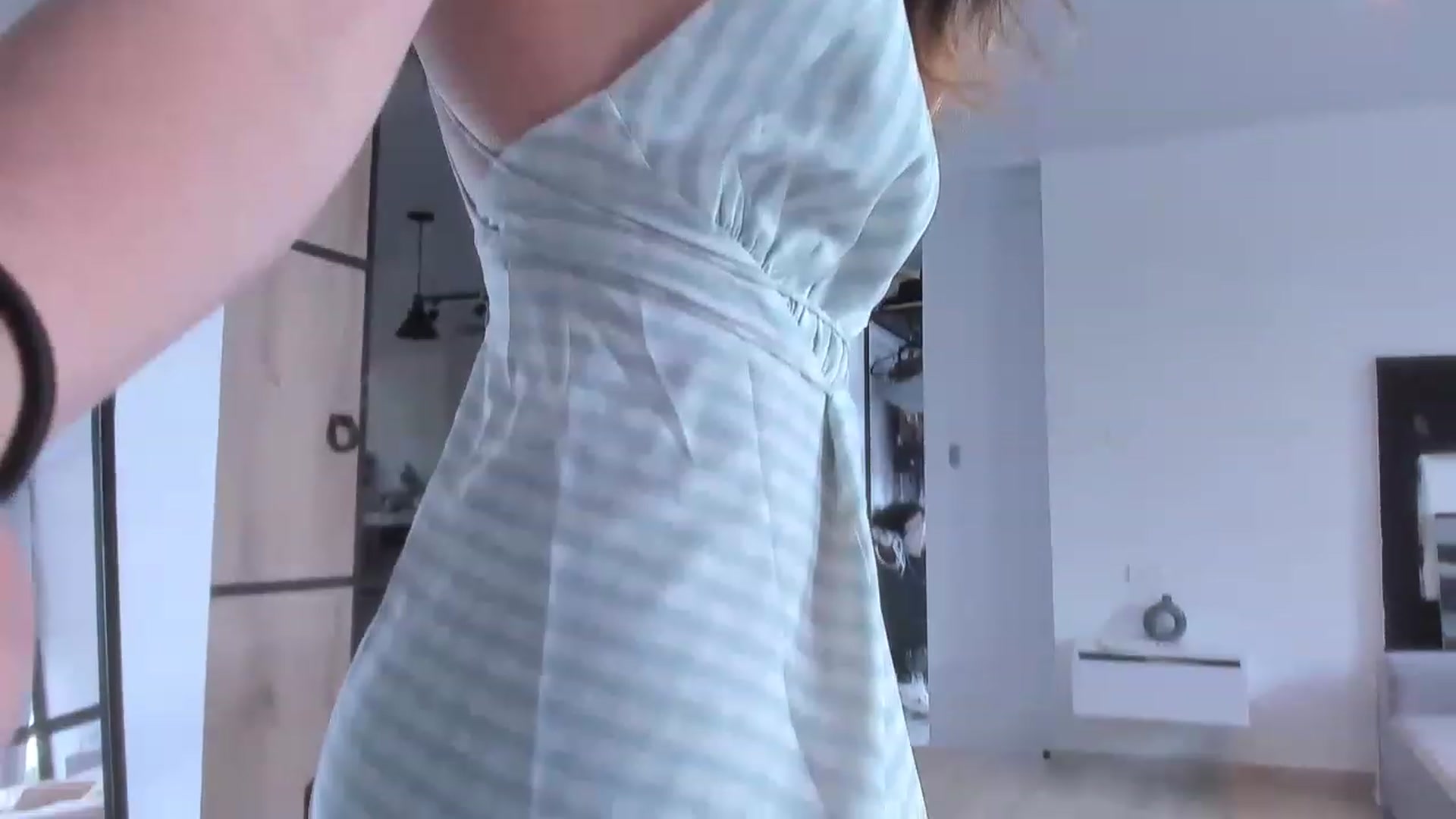 Gallery image thumbnail from LauraVega's myfreecams stream on, 04/19/2023, 16:20 image 5 of 20