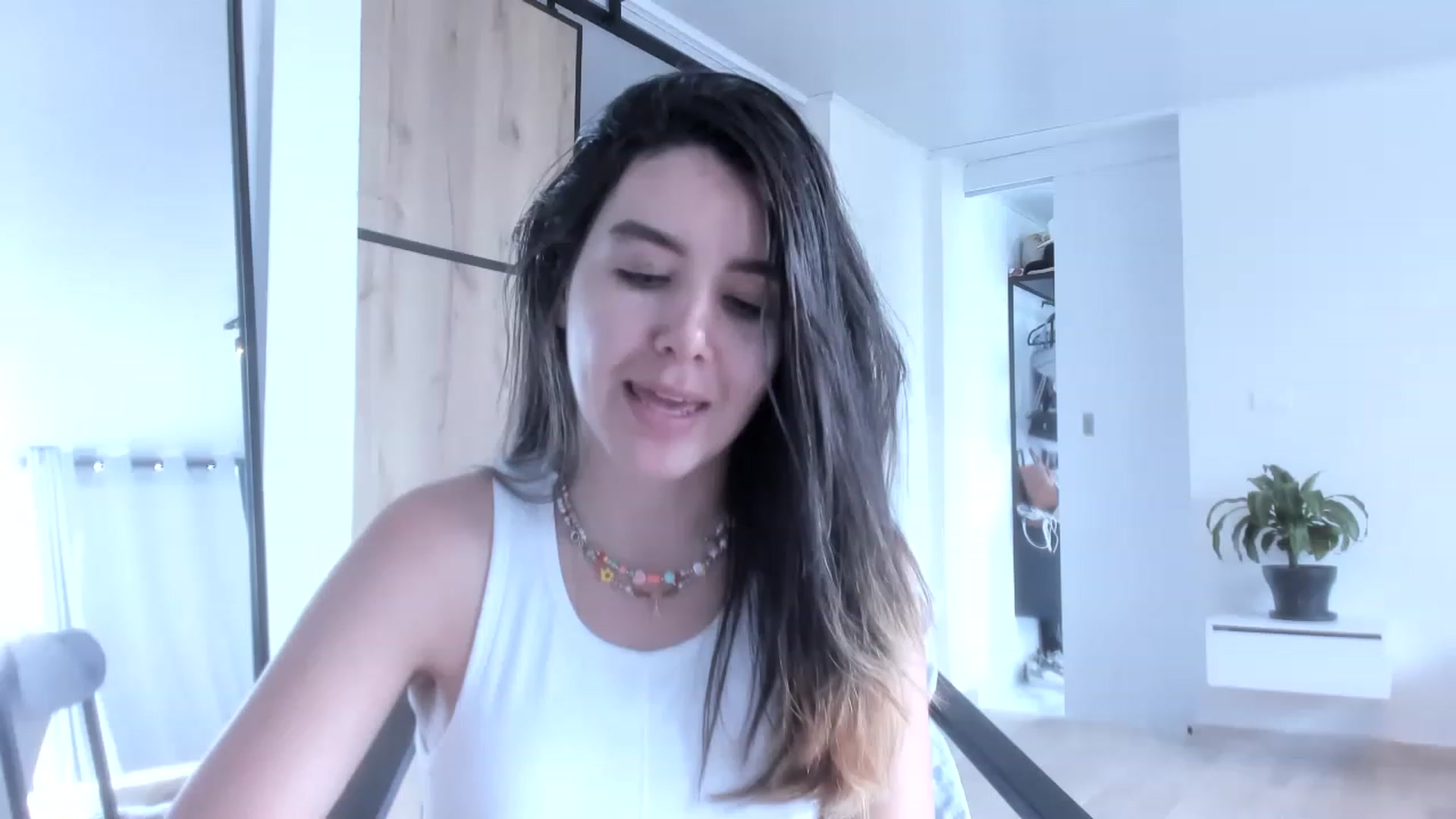 Gallery image thumbnail from LauraVega's myfreecams stream on, 04/30/2023, 17:22 image 1 of 20