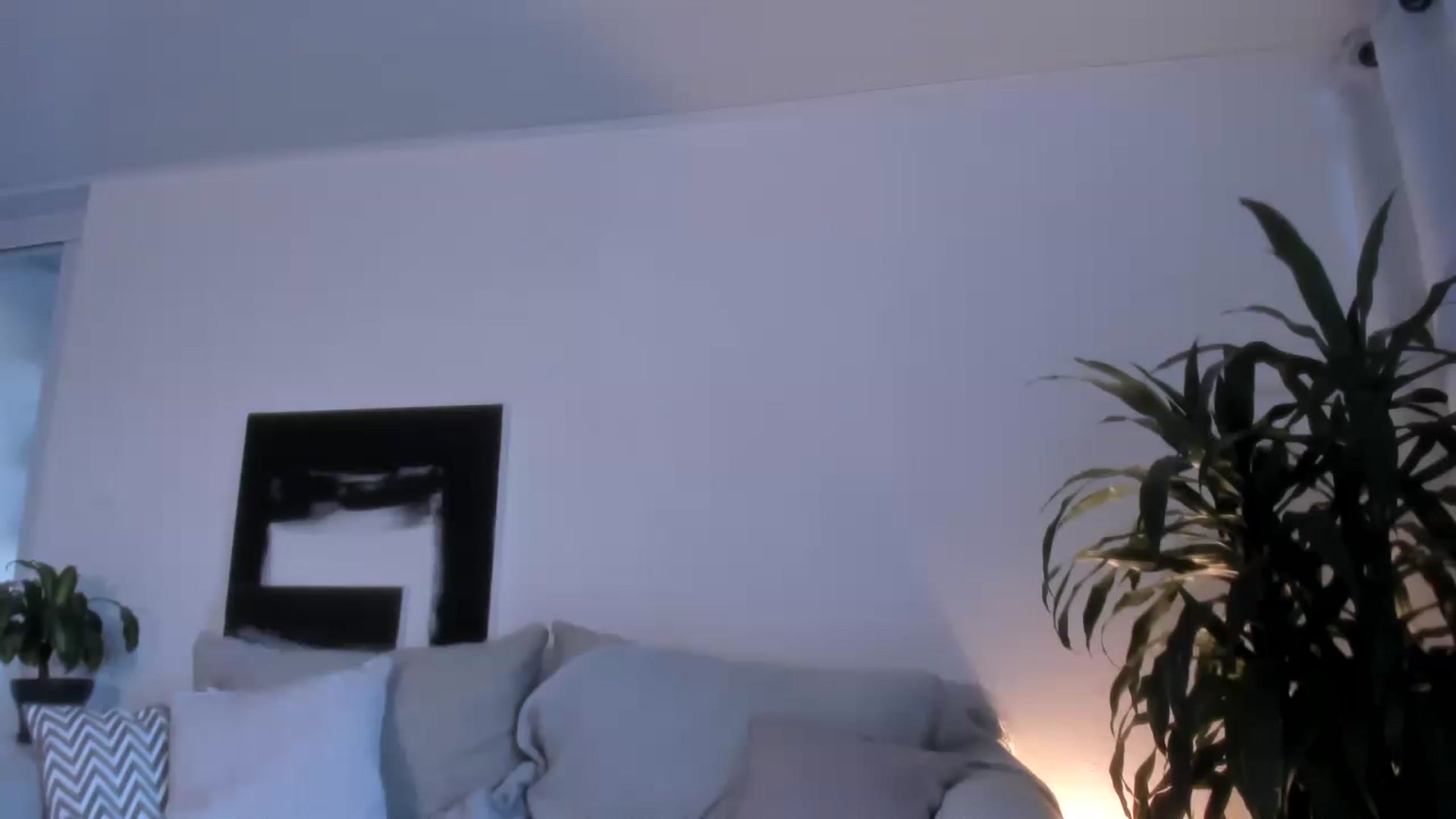 Gallery image thumbnail from LauraVega's myfreecams stream on, 05/02/2023, 23:49 image 7 of 20
