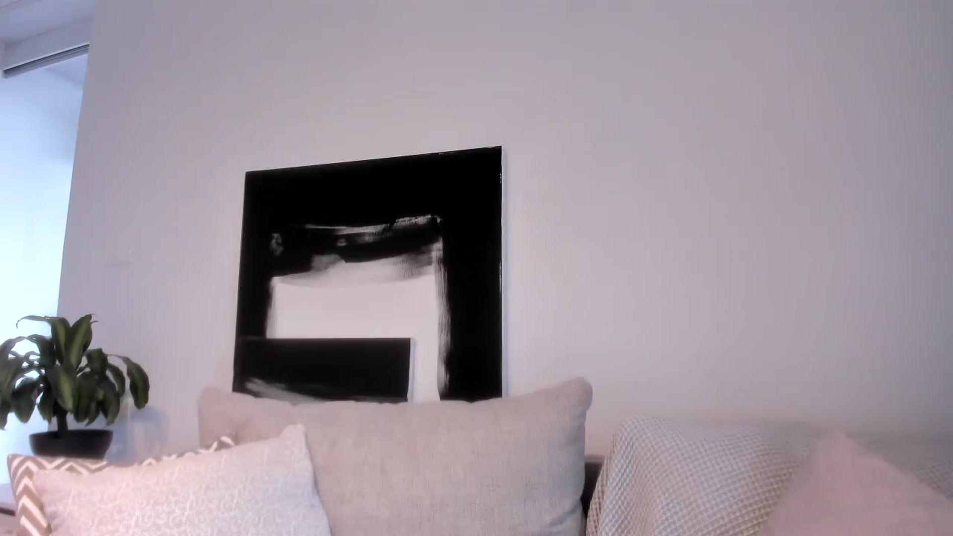 Gallery image thumbnail from LauraVega's myfreecams stream on, 05/12/2023, 16:23 image 1 of 20