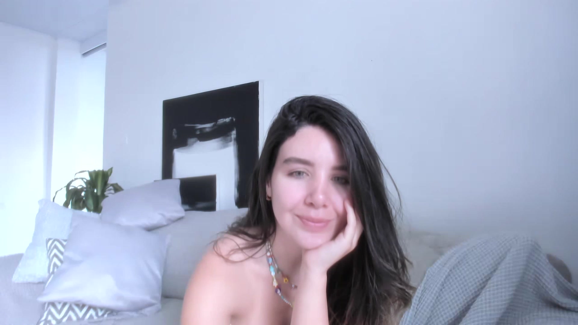 Gallery image thumbnail from LauraVega's myfreecams stream on, 05/20/2023, 17:07 image 3 of 20
