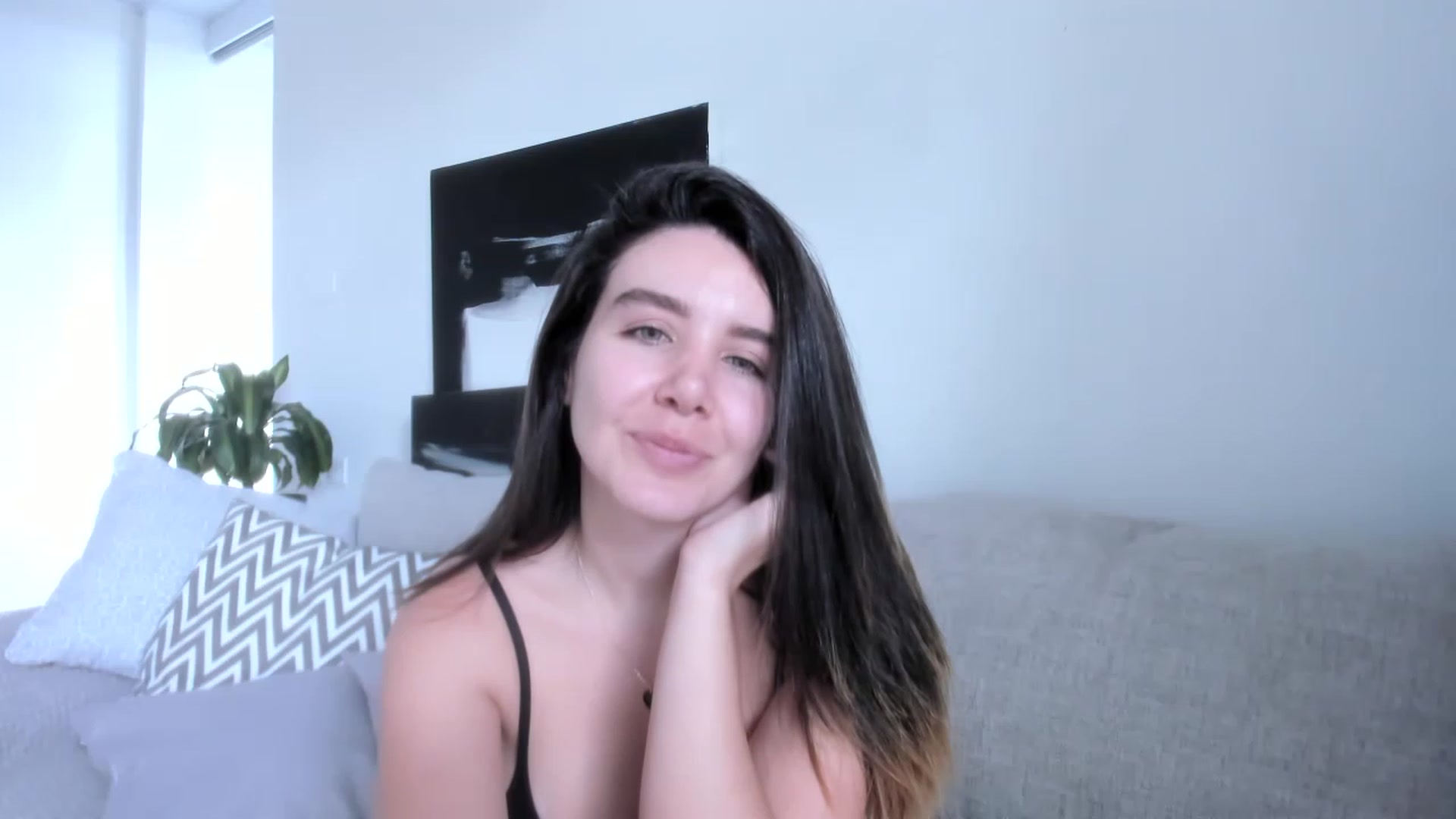 Gallery image thumbnail from LauraVega's myfreecams stream on, 05/26/2023, 18:02 image 8 of 20
