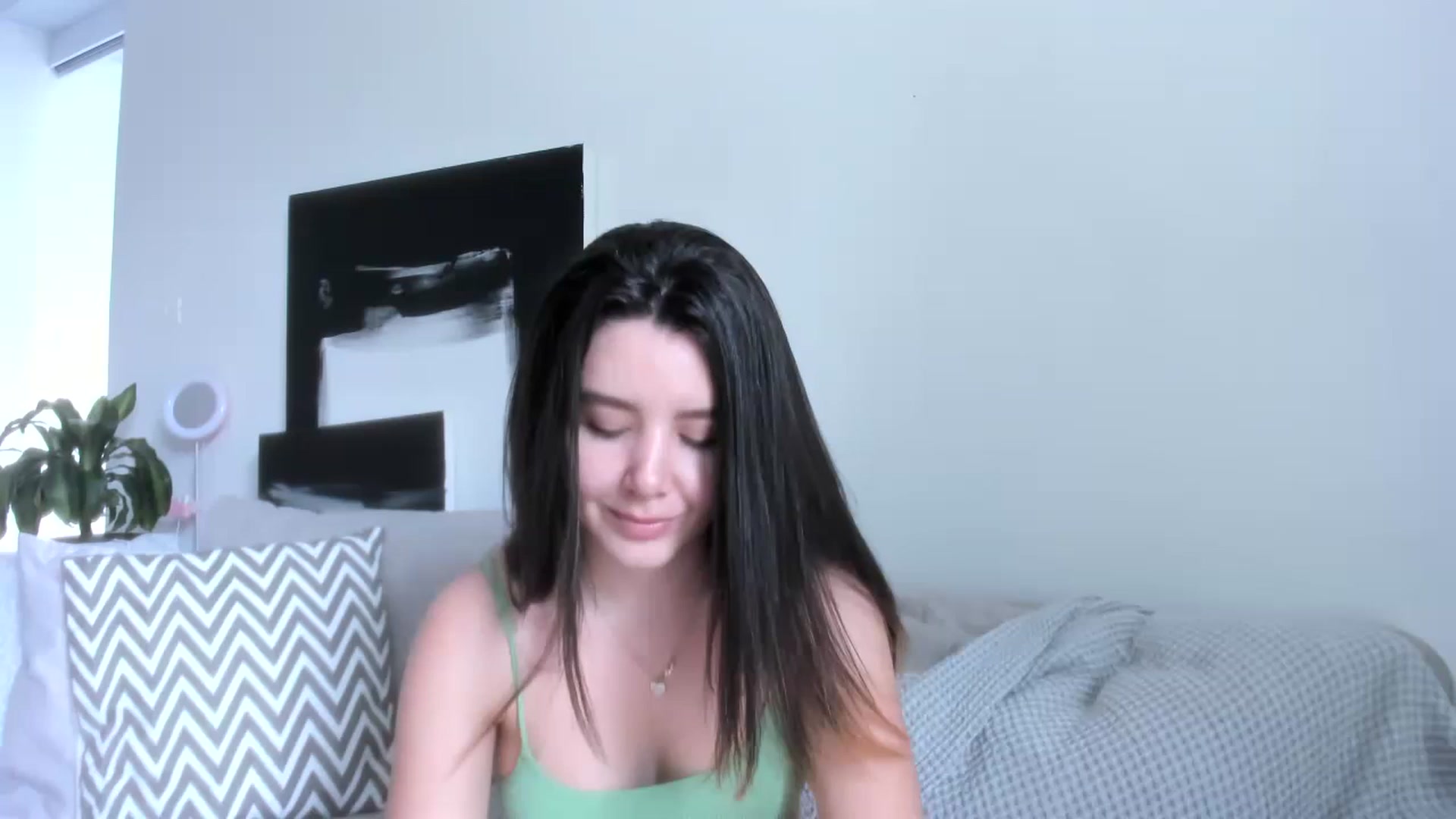 Gallery image thumbnail from LauraVega's myfreecams stream on, 06/01/2023, 15:44 image 6 of 20