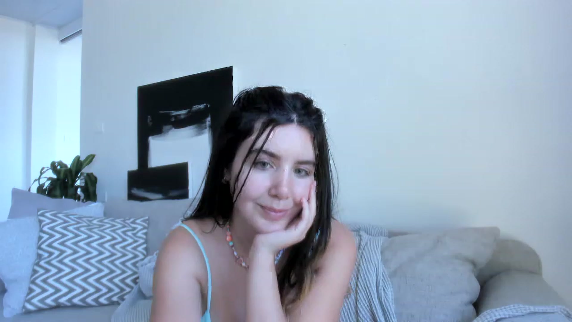 Gallery image thumbnail from LauraVega's myfreecams stream on, 06/13/2023, 17:15 image 19 of 20