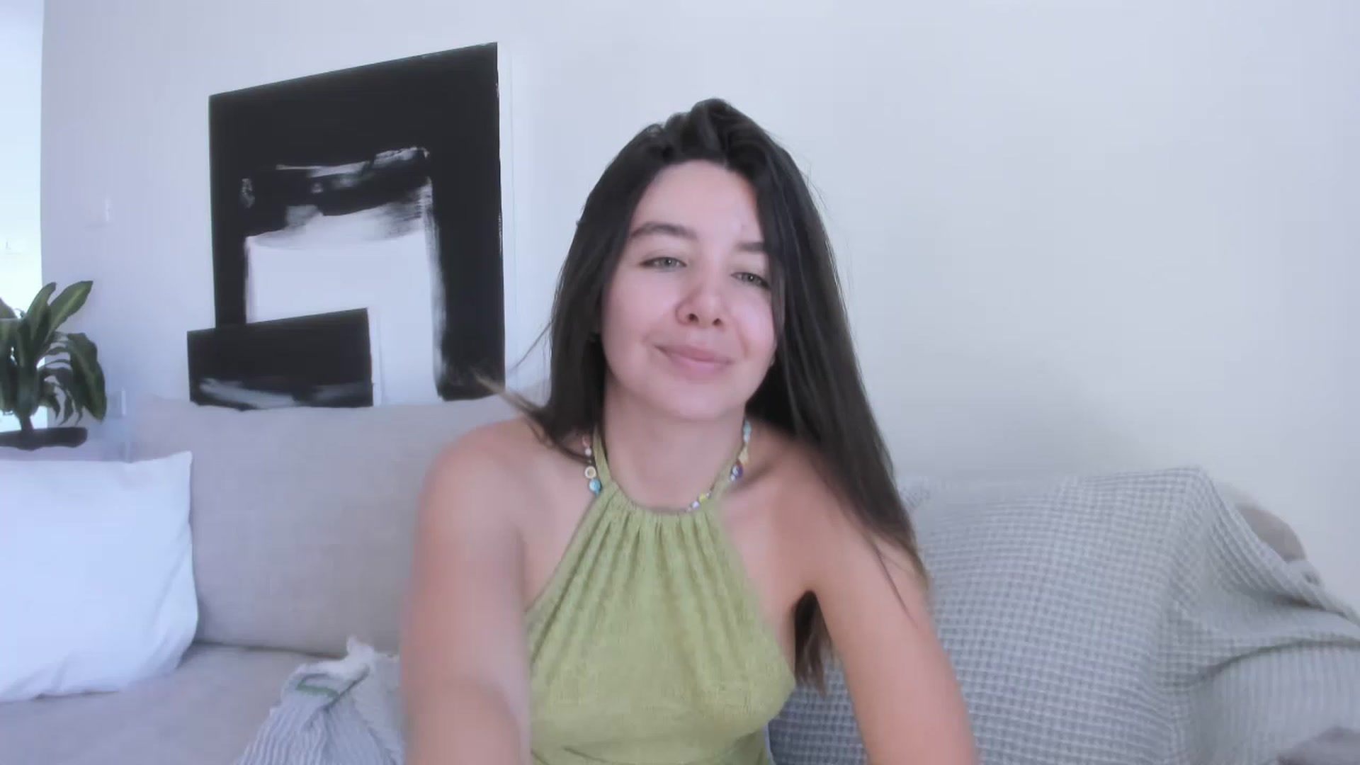 Gallery image thumbnail from LauraVega's myfreecams stream on, 06/18/2023, 15:56 image 11 of 20