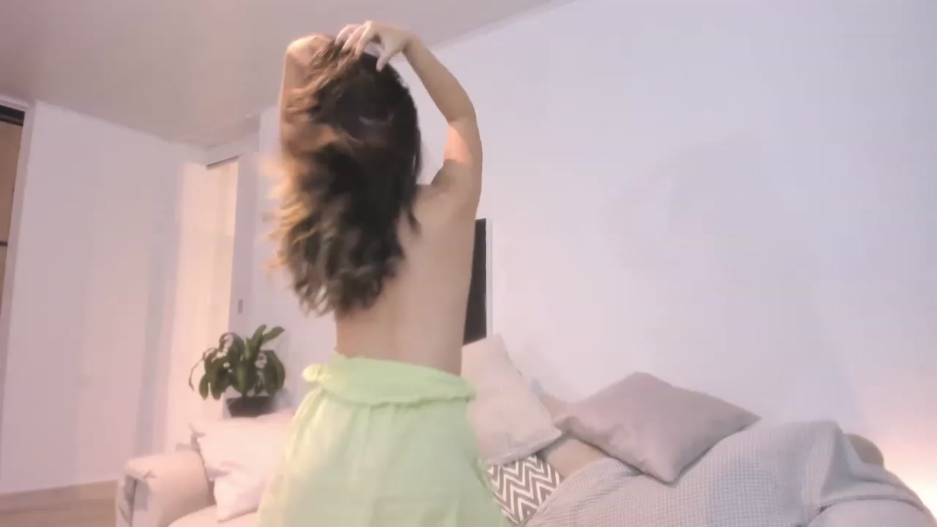 Gallery image thumbnail from LauraVega's myfreecams stream on, 06/21/2023, 01:17 image 1 of 20