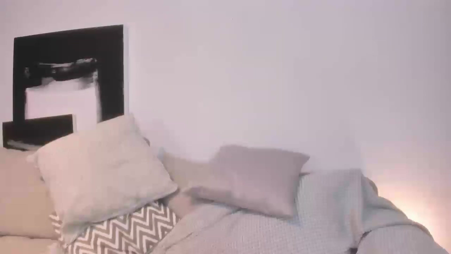 Gallery image thumbnail from LauraVega's myfreecams stream on, 06/21/2023, 01:17 image 10 of 20