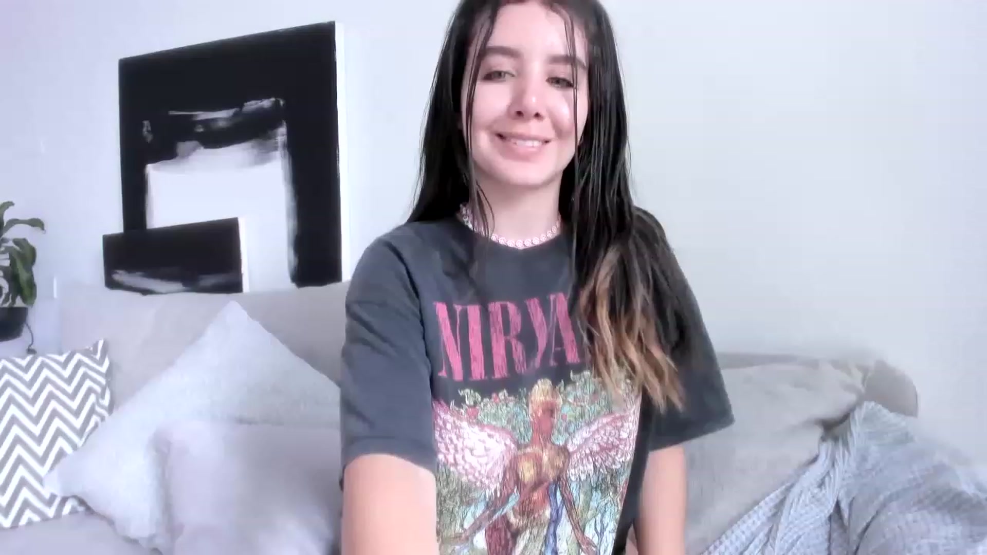 Gallery image thumbnail from LauraVega's myfreecams stream on, 06/25/2023, 17:57 image 15 of 20