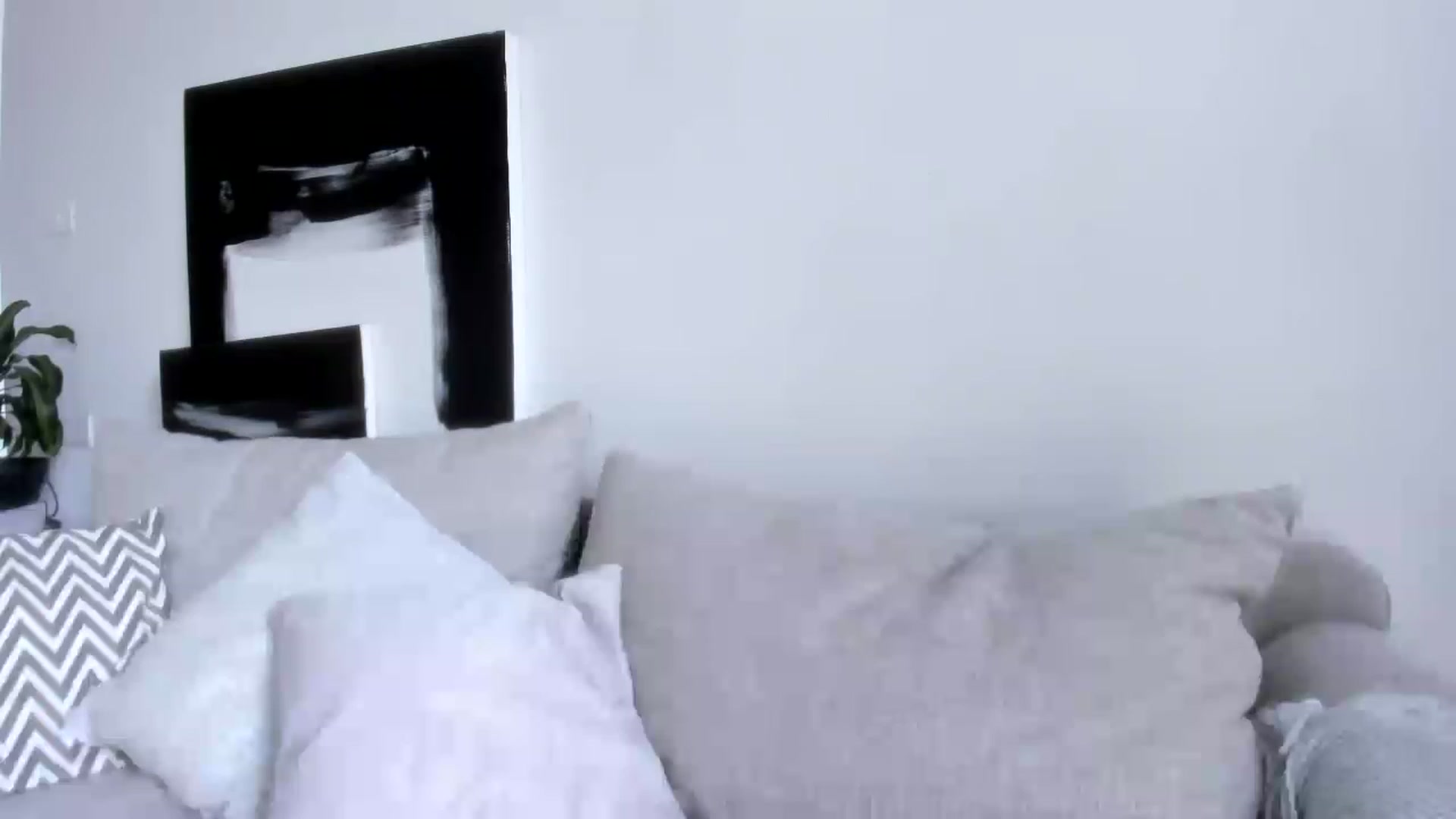 Gallery image thumbnail from LauraVega's myfreecams stream on, 06/25/2023, 17:57 image 13 of 20