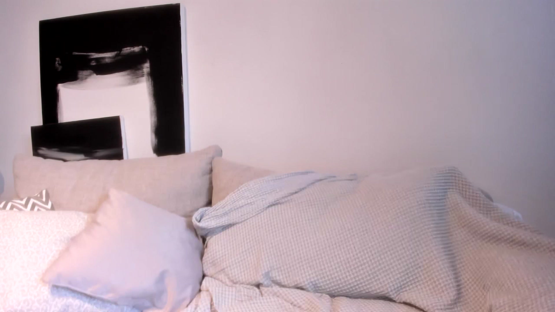 Gallery image thumbnail from LauraVega's myfreecams stream on, 06/26/2023, 23:32 image 14 of 20