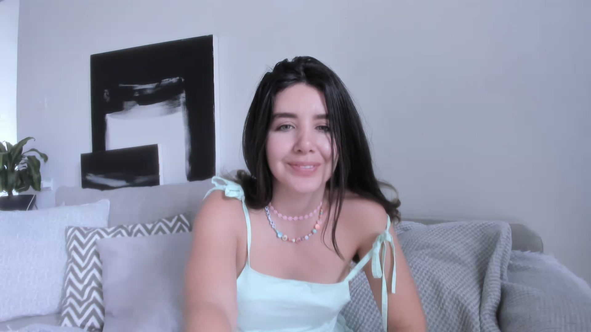 Gallery image thumbnail from LauraVega's myfreecams stream on, 07/01/2023, 22:50 image 7 of 20
