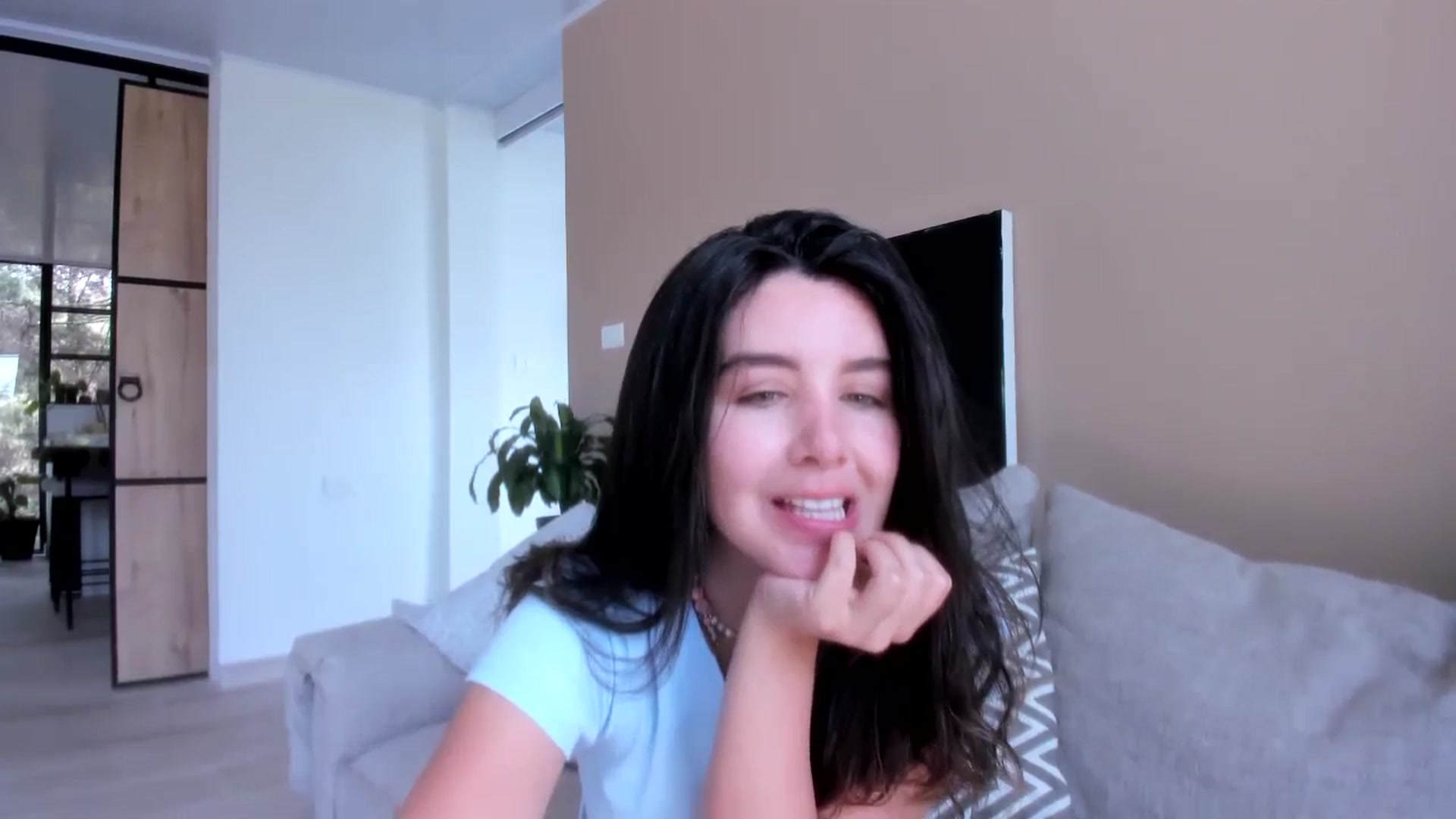 Gallery image thumbnail from LauraVega's myfreecams stream on, 07/22/2023, 15:46 image 12 of 20