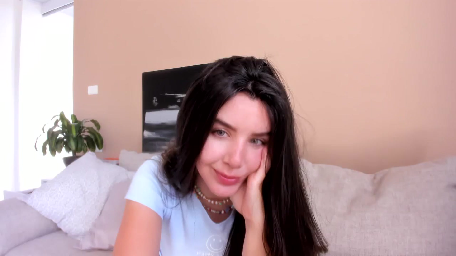 Gallery image thumbnail from LauraVega's myfreecams stream on, 07/22/2023, 15:46 image 7 of 20