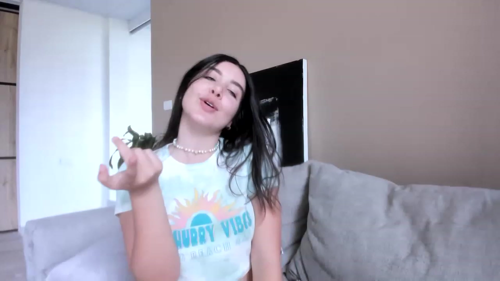 Gallery image thumbnail from LauraVega's myfreecams stream on, 08/06/2023, 18:04 image 1 of 20