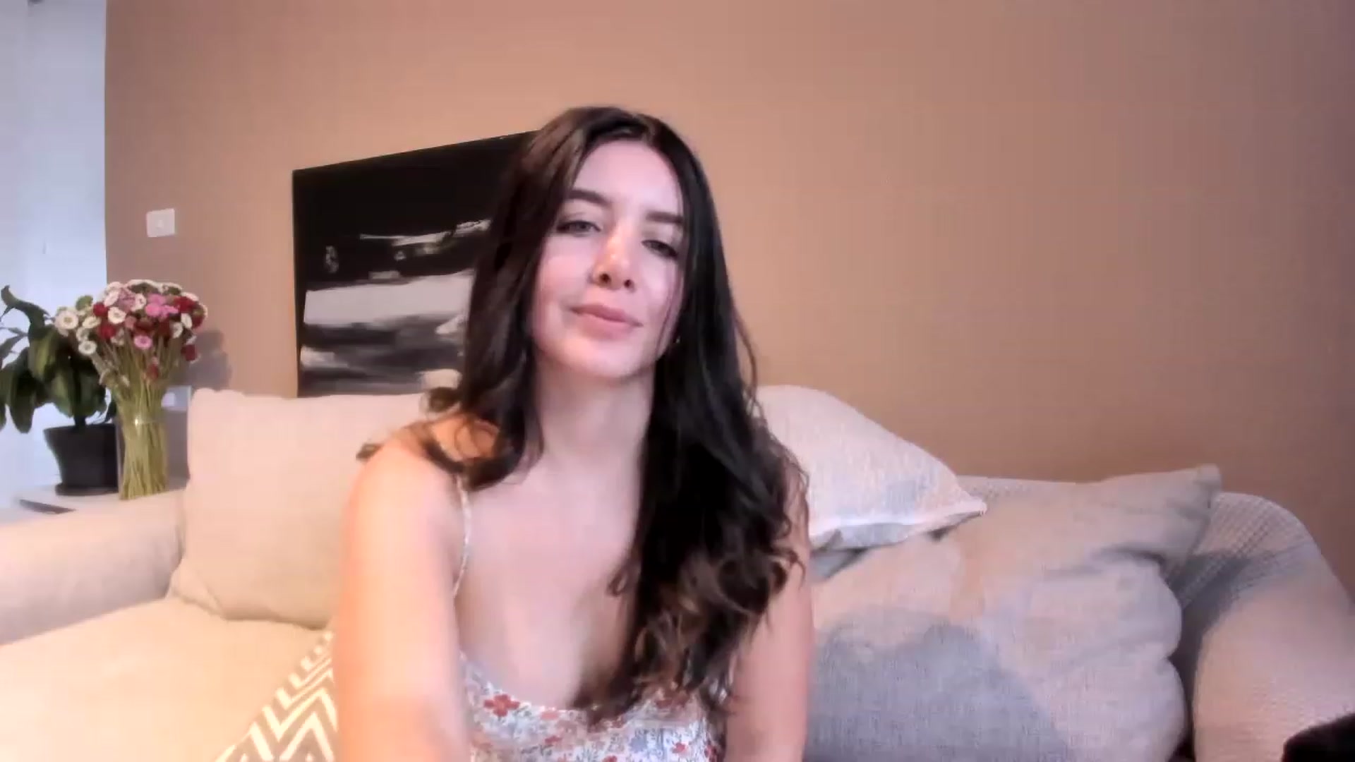 Gallery image thumbnail from LauraVega's myfreecams stream on, 08/13/2023, 23:03 image 14 of 20