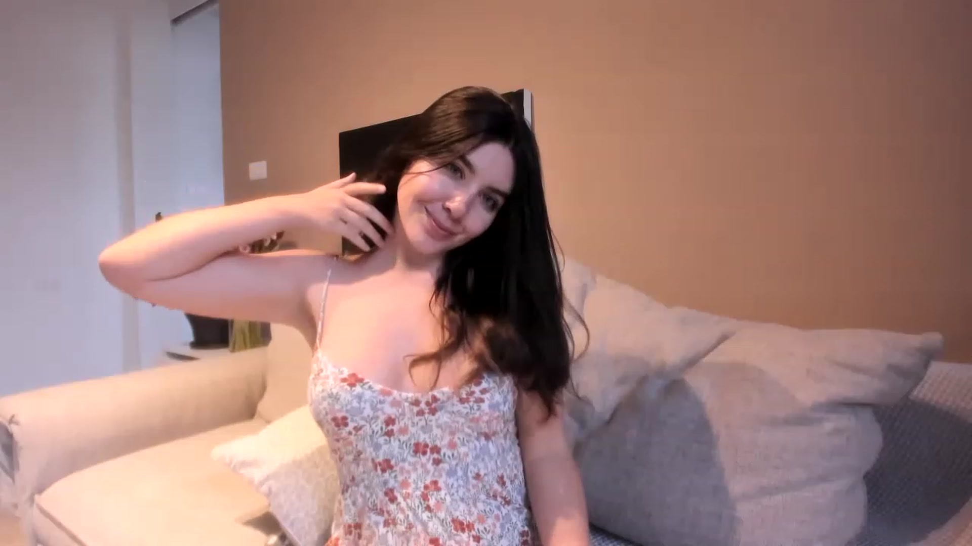 Gallery image thumbnail from LauraVega's myfreecams stream on, 08/13/2023, 23:03 image 18 of 20