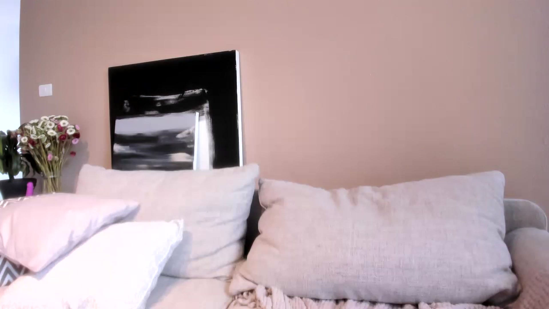 Gallery image thumbnail from LauraVega's myfreecams stream on, 08/19/2023, 15:49 image 11 of 20