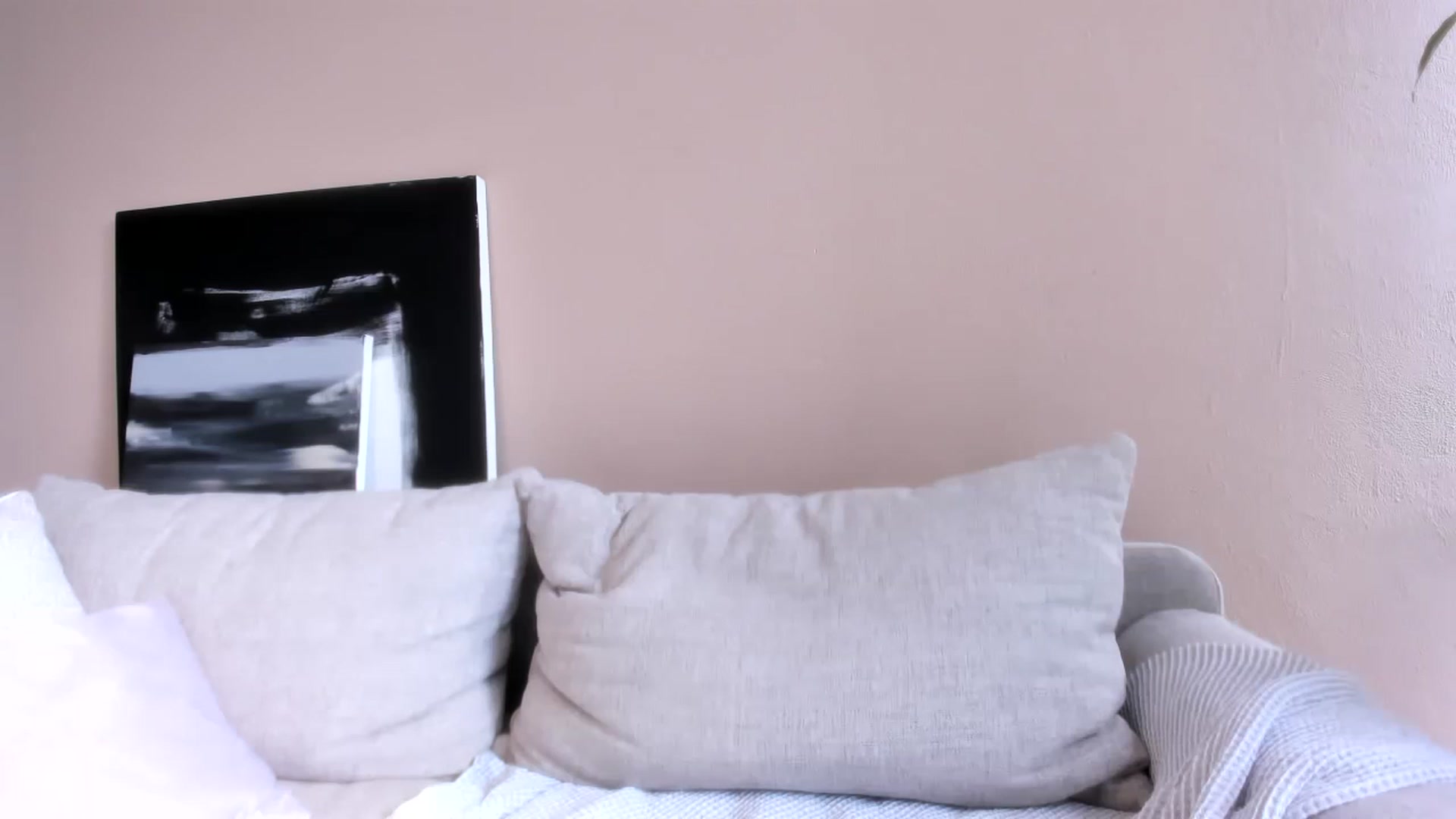 Gallery image thumbnail from LauraVega's myfreecams stream on, 08/24/2023, 16:00 image 1 of 20