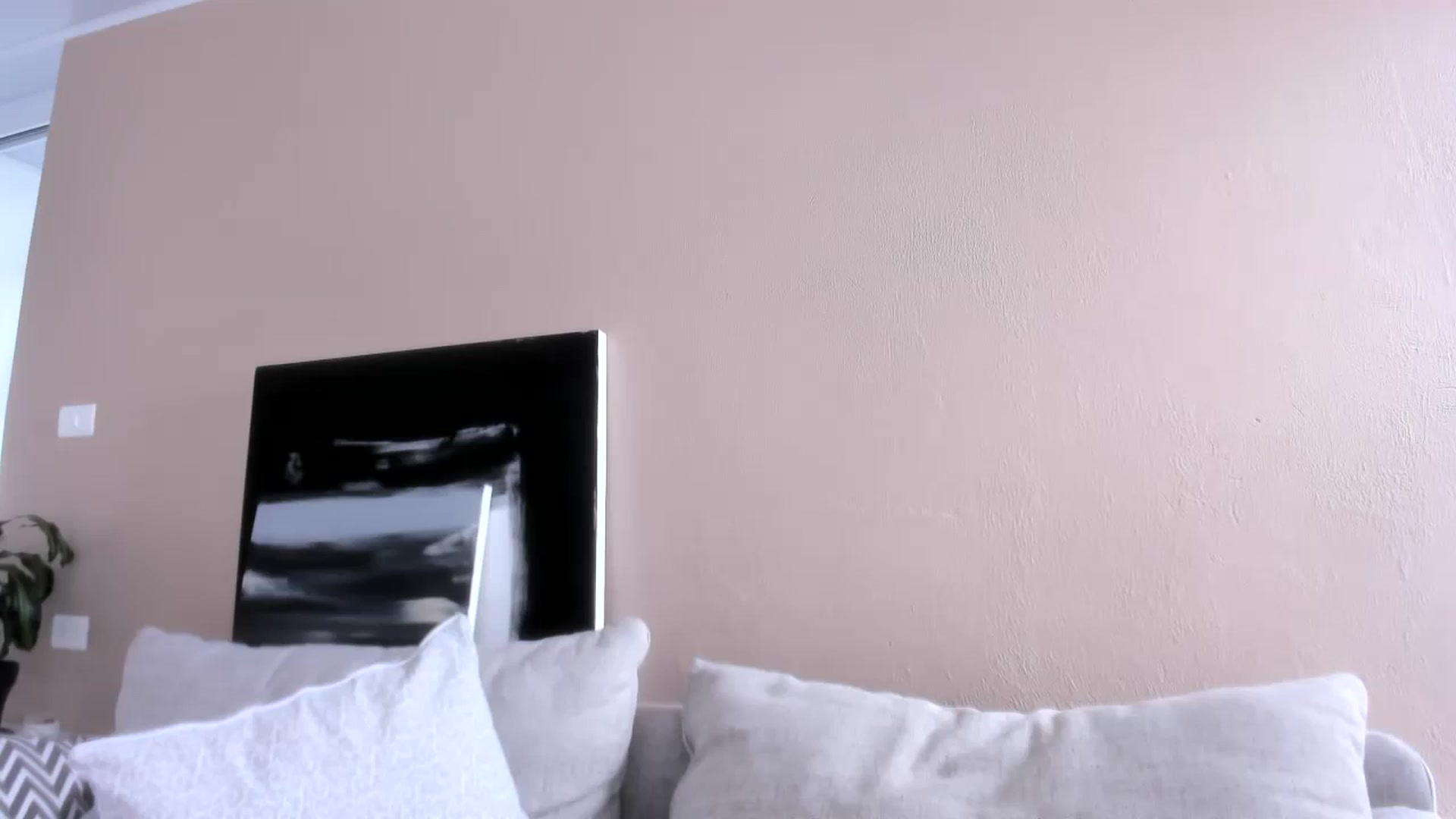 Gallery image thumbnail from LauraVega's myfreecams stream on, 09/03/2023, 17:21 image 1 of 20