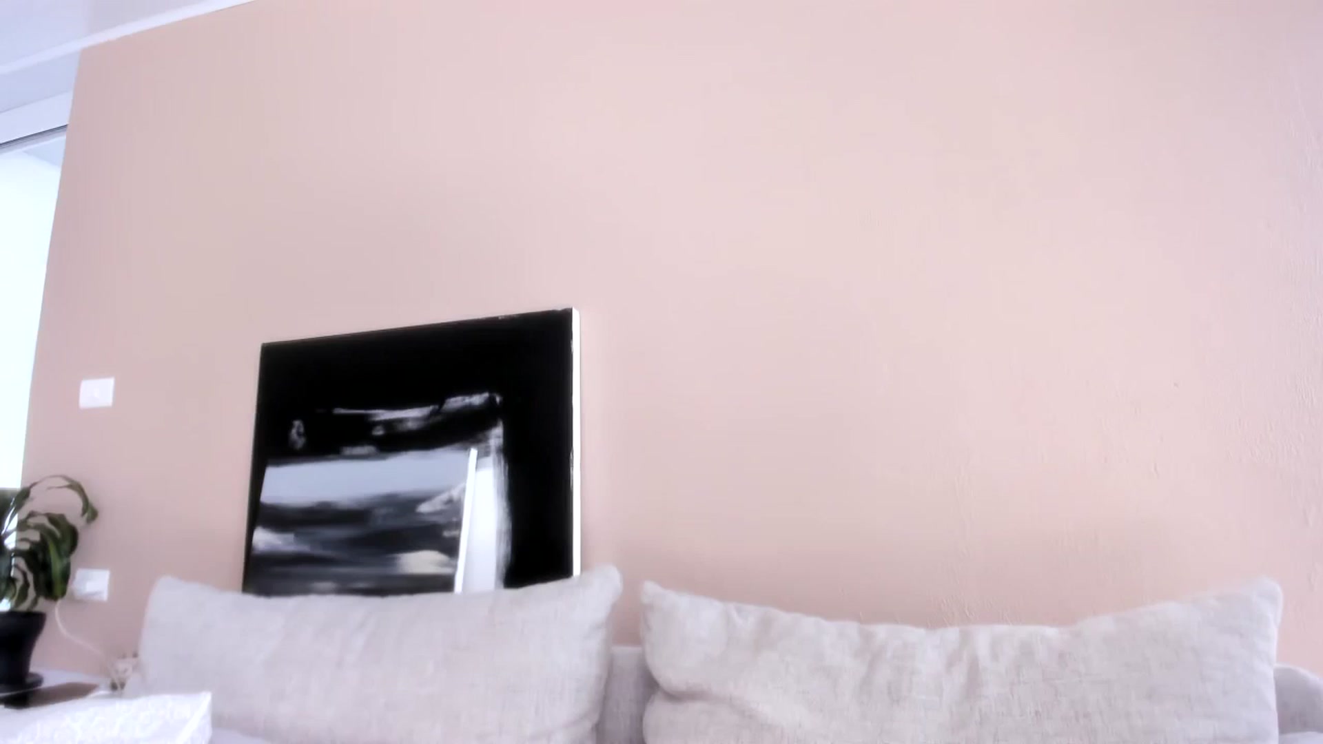 Gallery image thumbnail from LauraVega's myfreecams stream on, 09/06/2023, 17:15 image 7 of 20