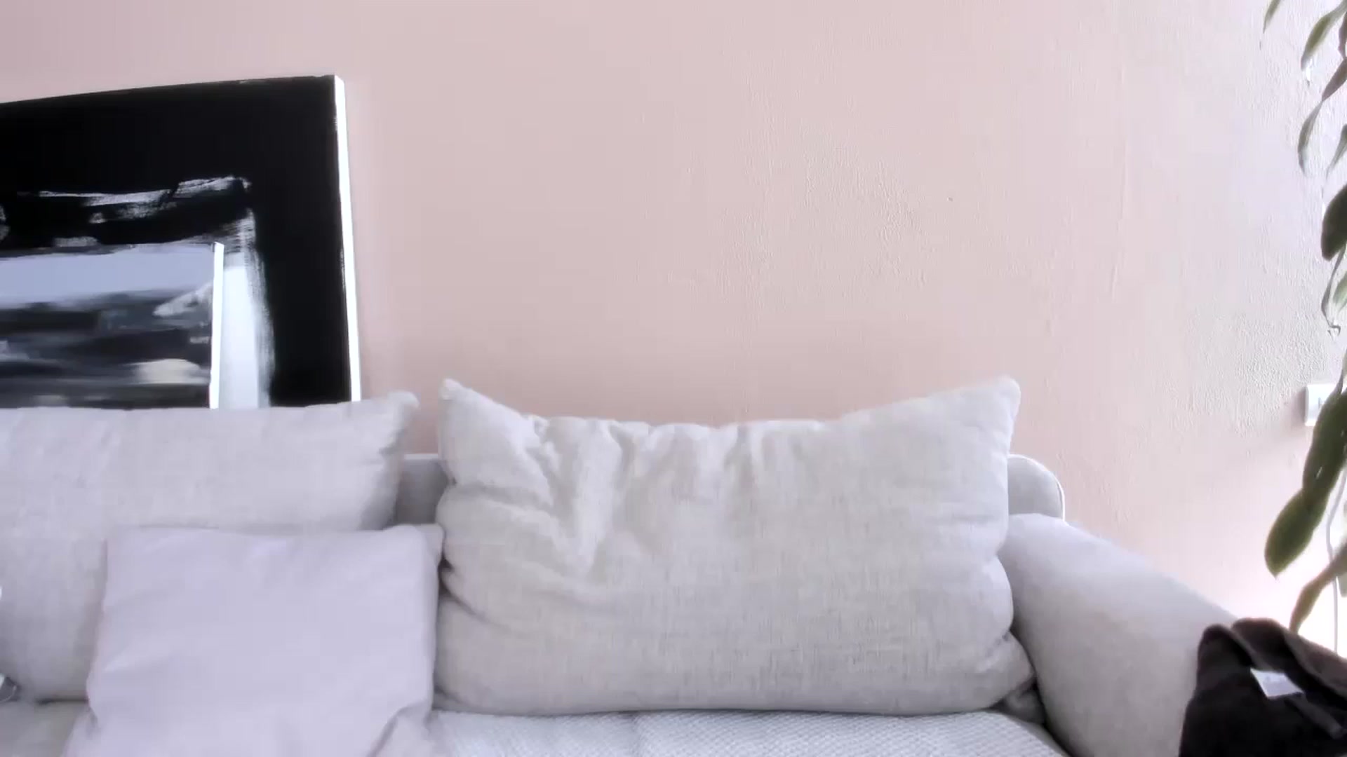 Gallery image thumbnail from LauraVega's myfreecams stream on, 09/06/2023, 17:15 image 12 of 20