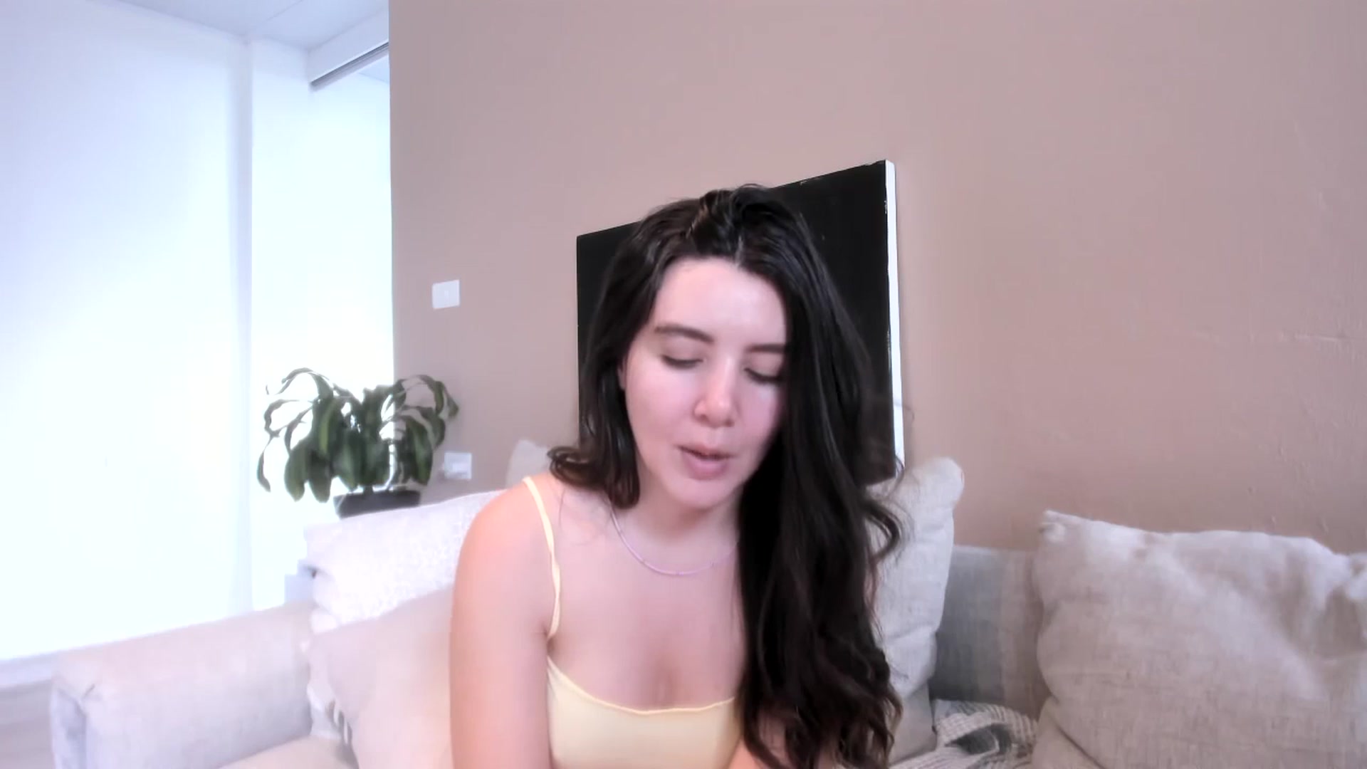 Gallery image thumbnail from LauraVega's myfreecams stream on, 09/12/2023, 15:26 image 17 of 20