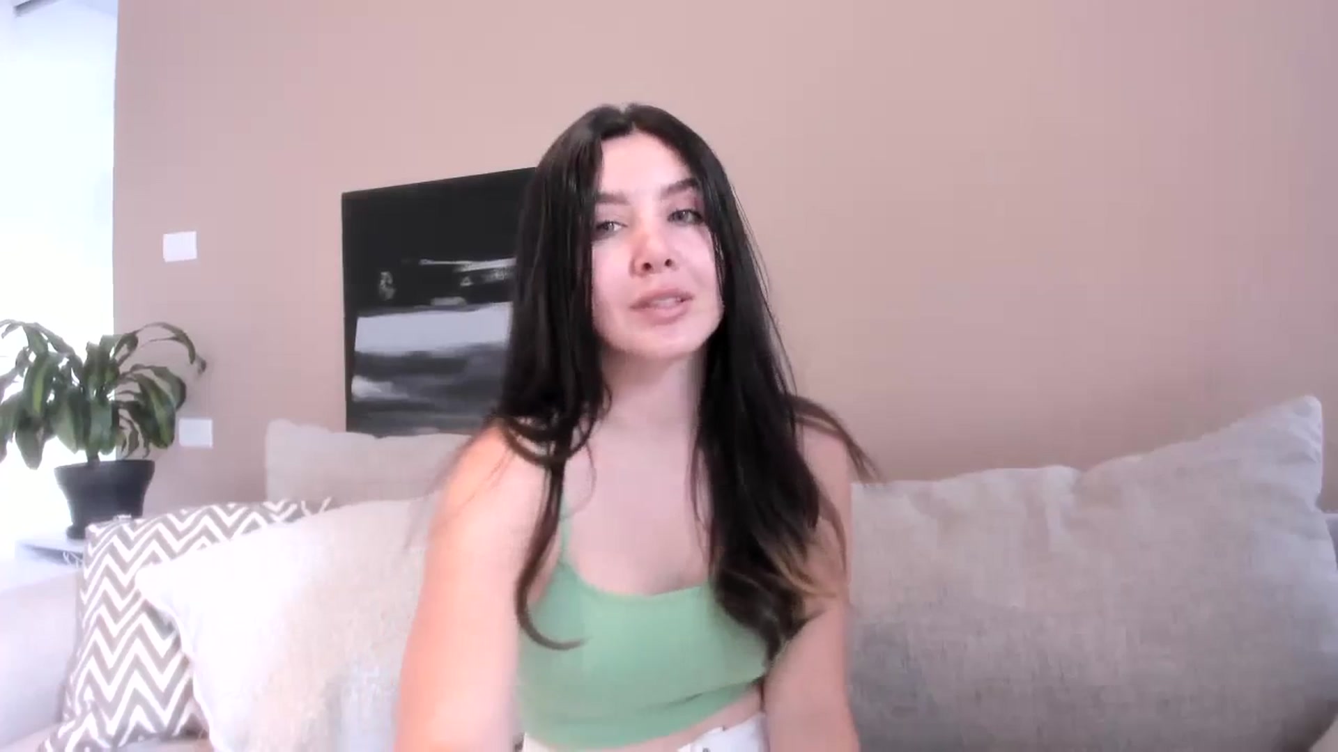 Gallery image thumbnail from LauraVega's myfreecams stream on, 09/24/2023, 13:52 image 6 of 20