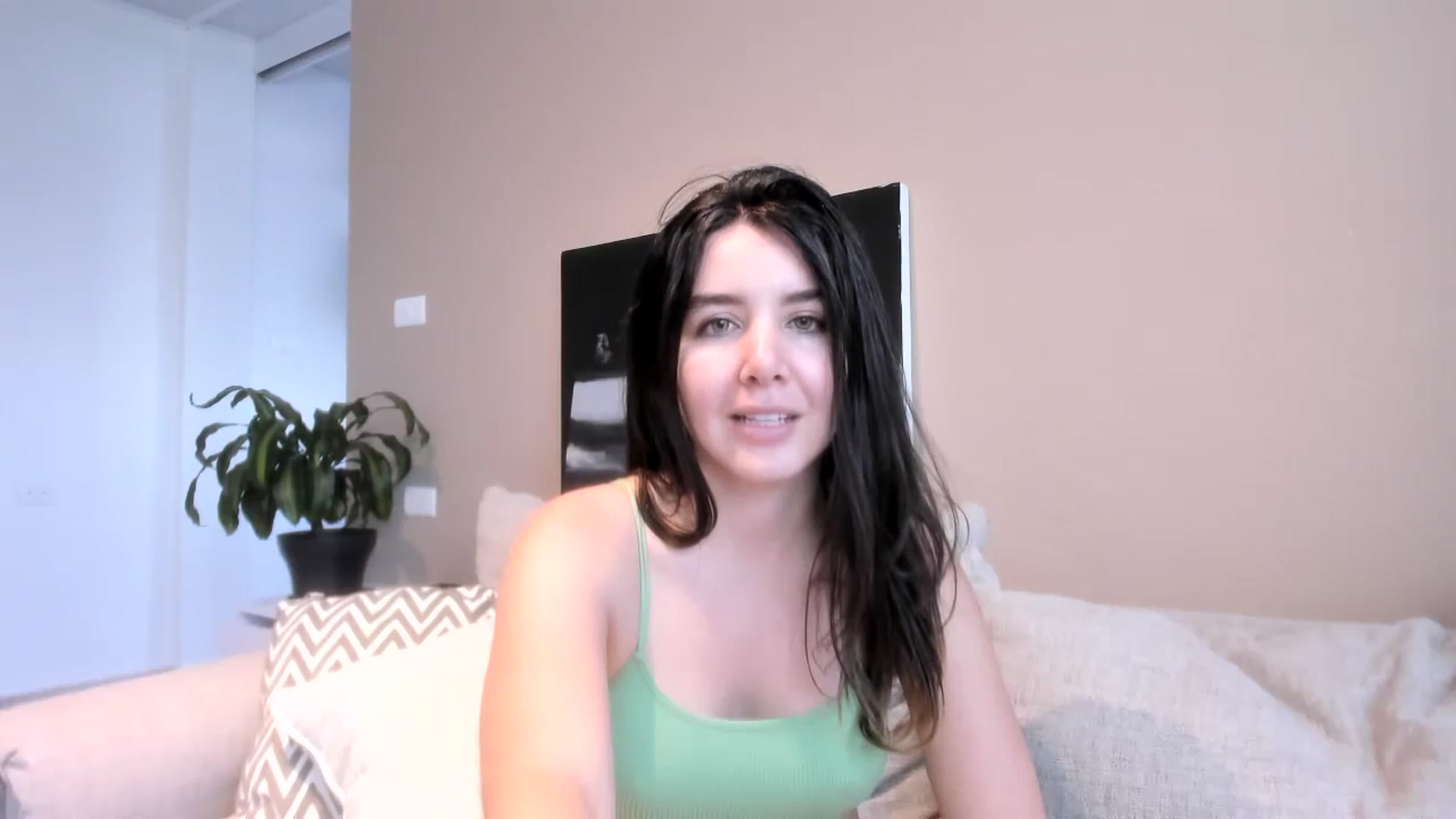 Gallery image thumbnail from LauraVega's myfreecams stream on, 09/24/2023, 22:16 image 20 of 20