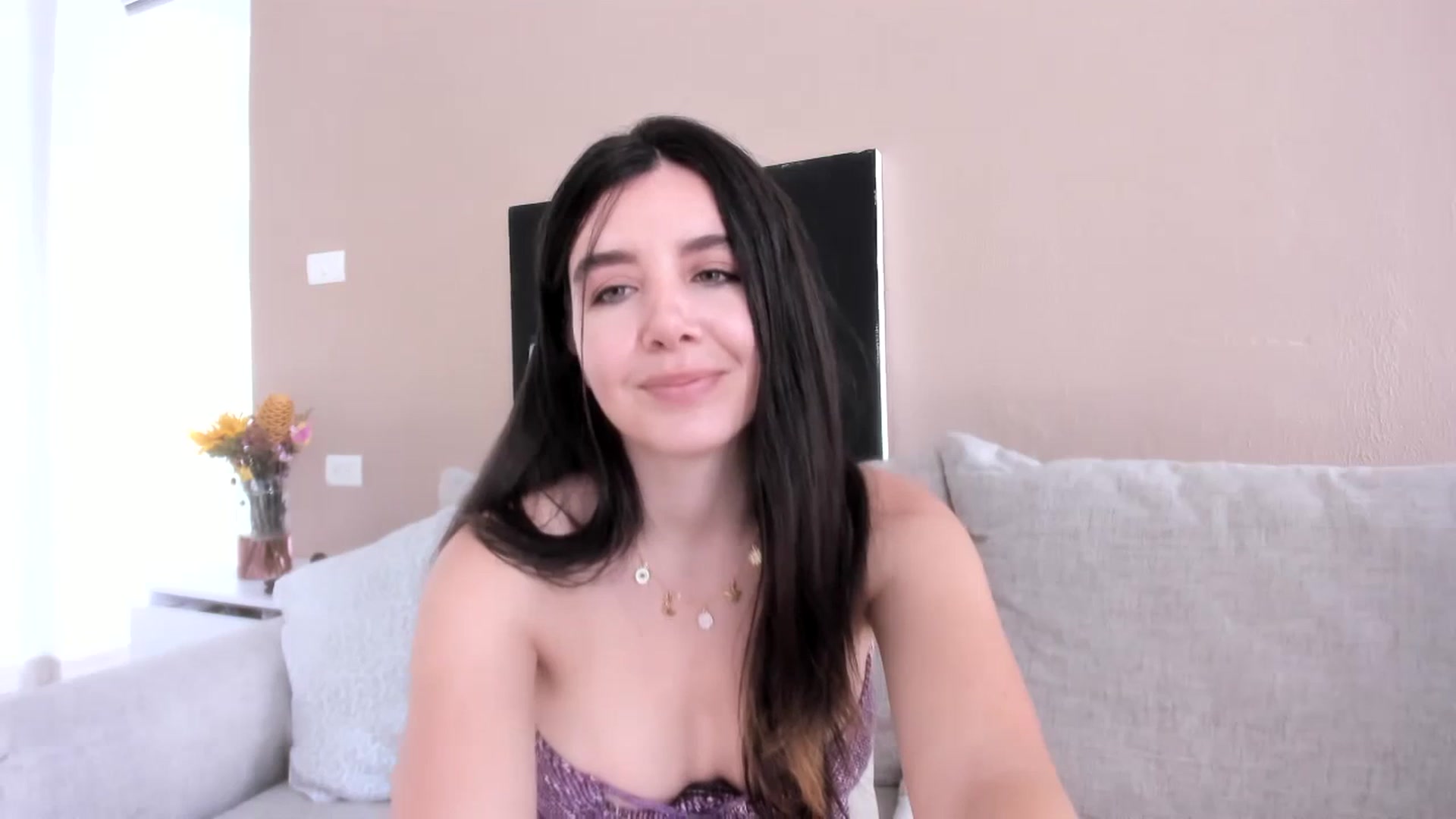 Gallery image thumbnail from LauraVega's myfreecams stream on, 10/13/2023, 16:20 image 13 of 20