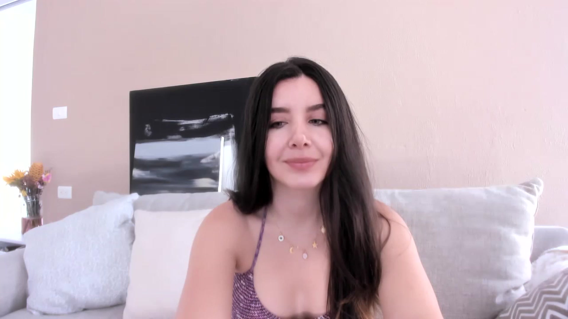 Gallery image thumbnail from LauraVega's myfreecams stream on, 10/13/2023, 16:20 image 1 of 20