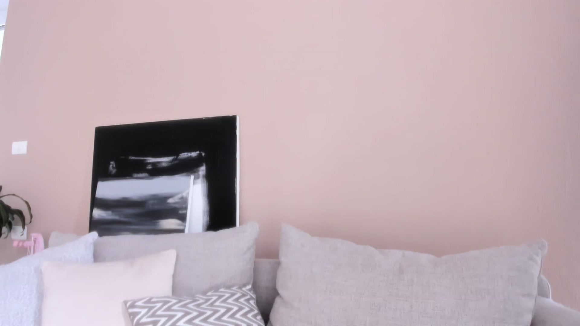 Gallery image thumbnail from LauraVega's myfreecams stream on, 10/17/2023, 15:49 image 9 of 20