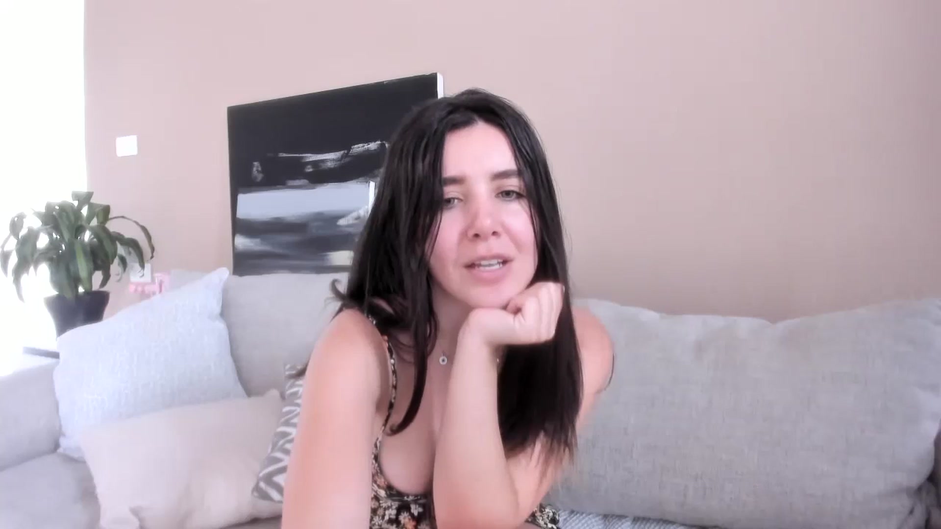 Gallery image thumbnail from LauraVega's myfreecams stream on, 10/19/2023, 15:42 image 8 of 20