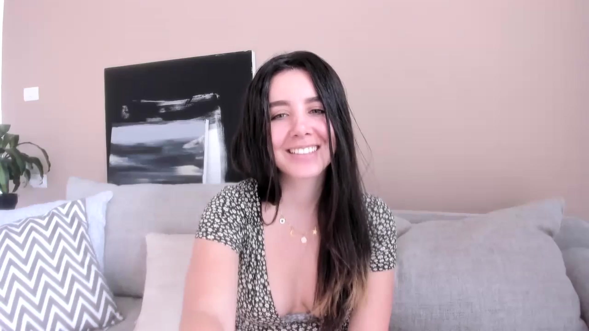 Gallery image thumbnail from LauraVega's myfreecams stream on, 10/22/2023, 17:22 image 9 of 20